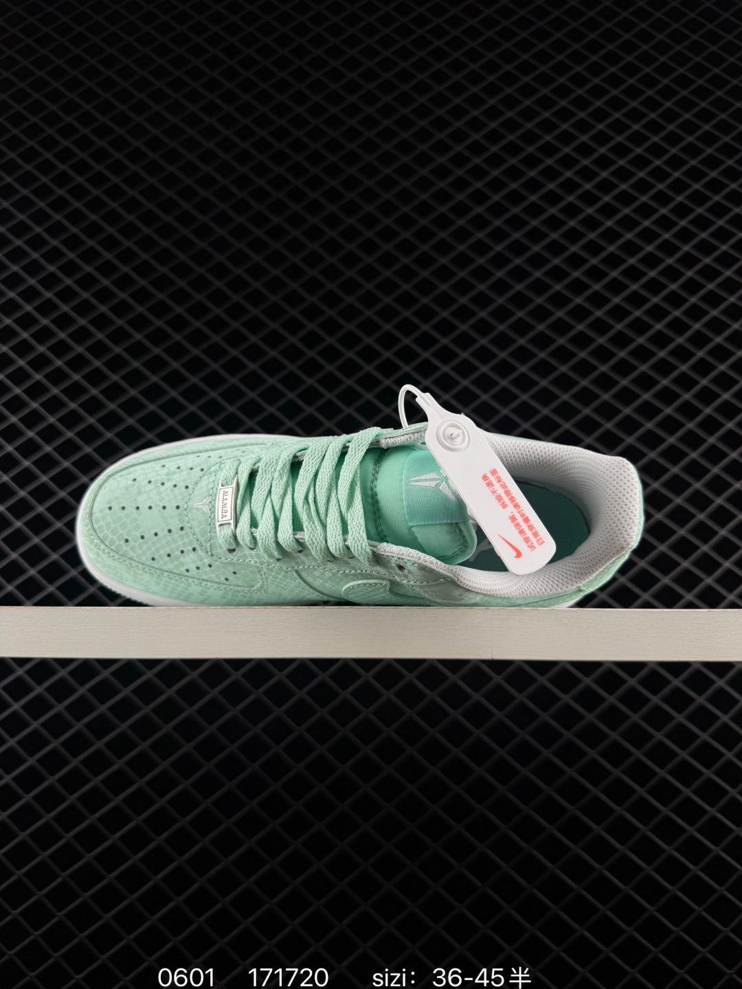 Nike AIR FORCE 1’07 - 图片 4