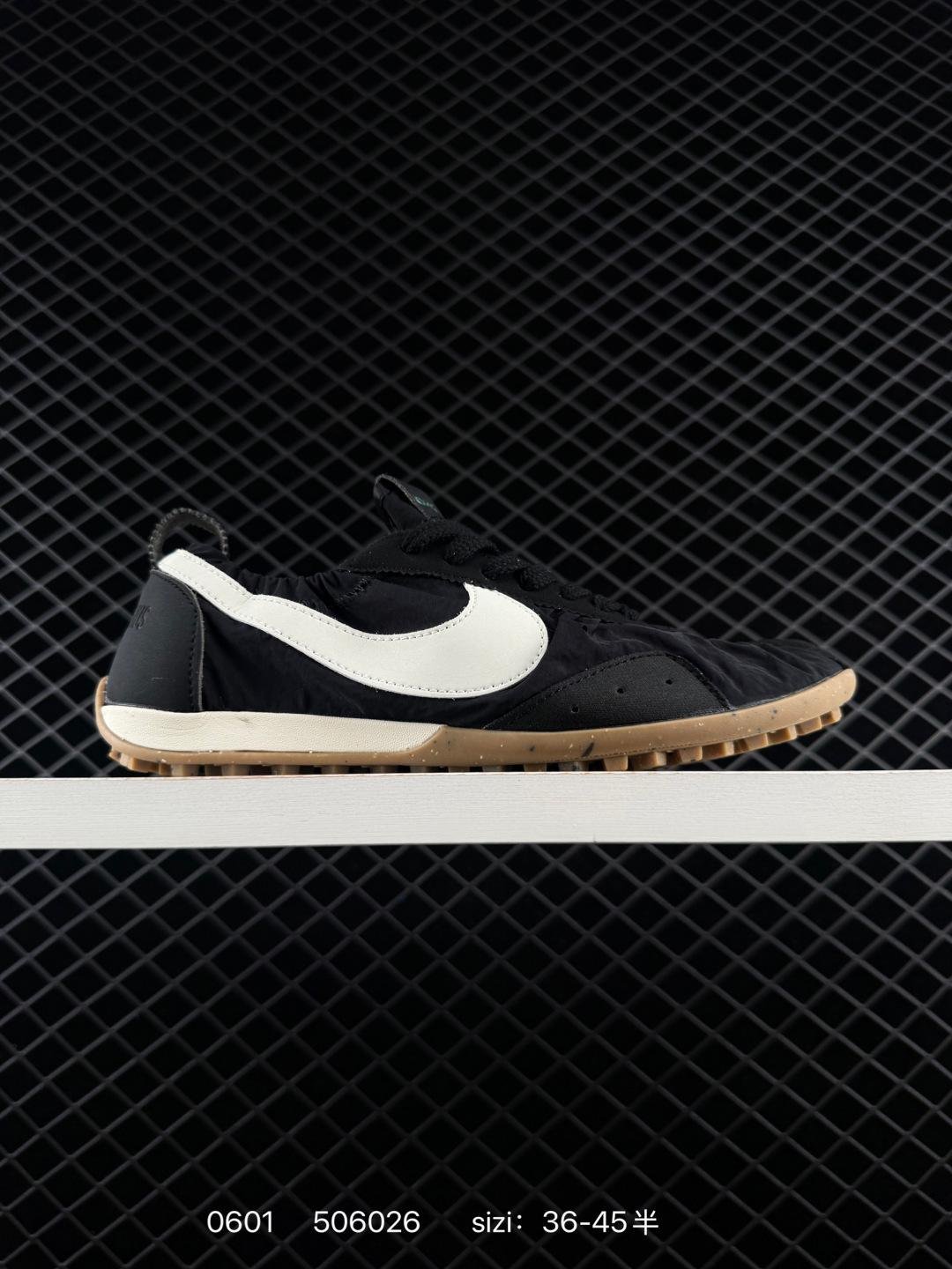 Jacquemus x Nike Jacumoon - 图片 2