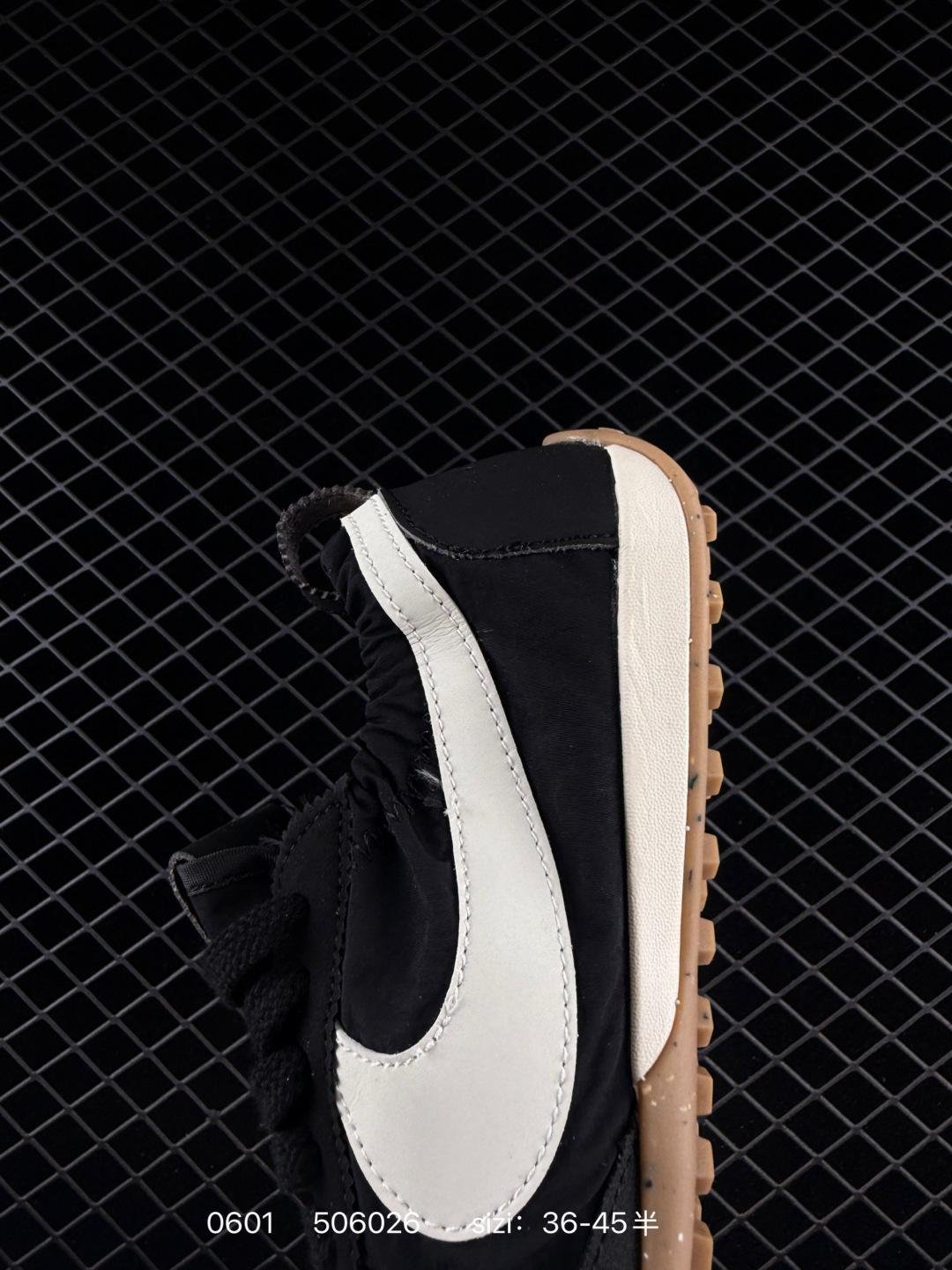 Jacquemus x Nike Jacumoon - 图片 8
