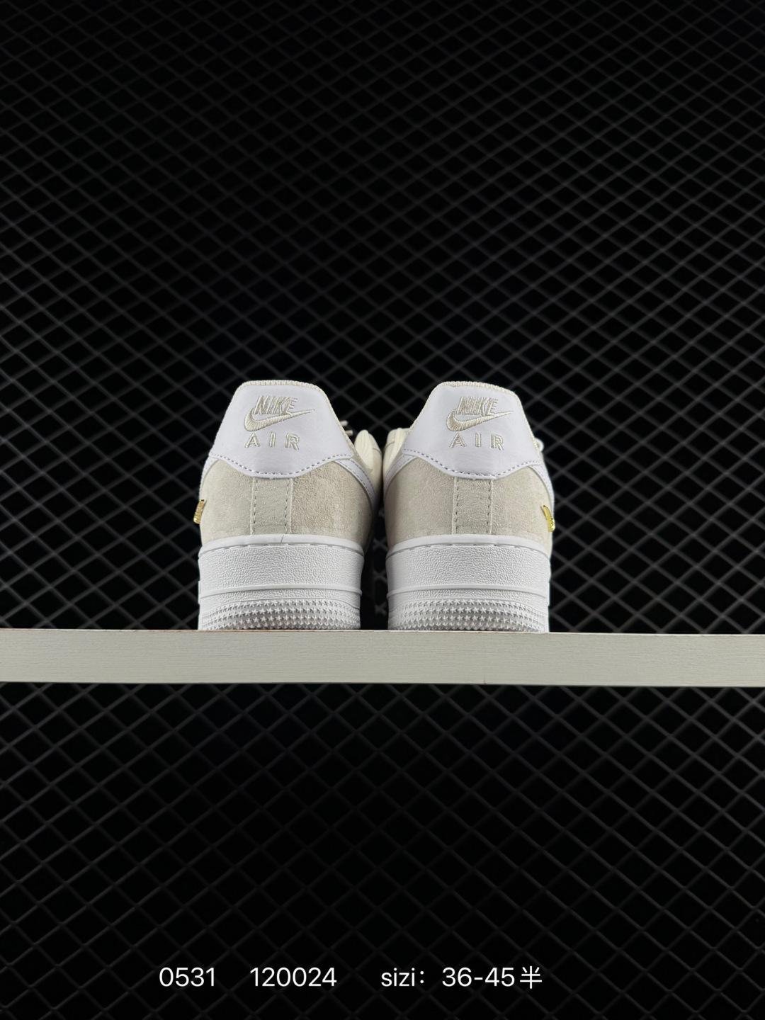 Nike AIR FORCE 1’07 - 图片 5