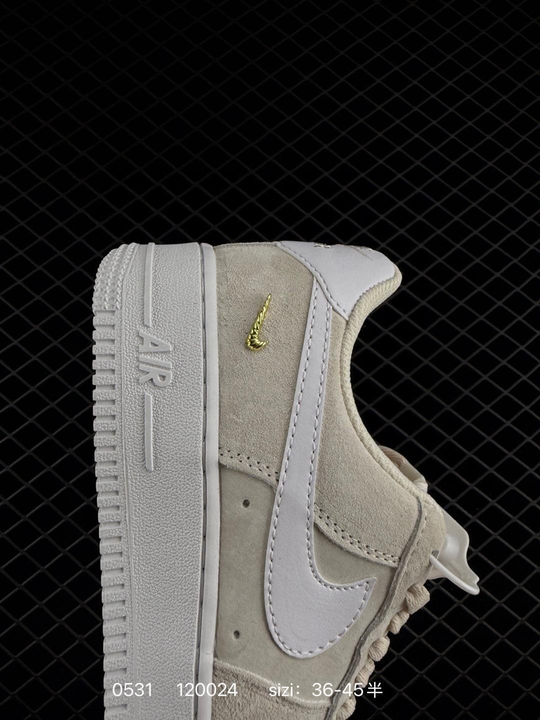 Nike AIR FORCE 1’07 - 图片 7
