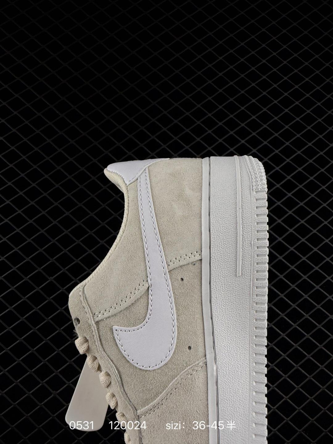 Nike AIR FORCE 1’07 - 图片 8