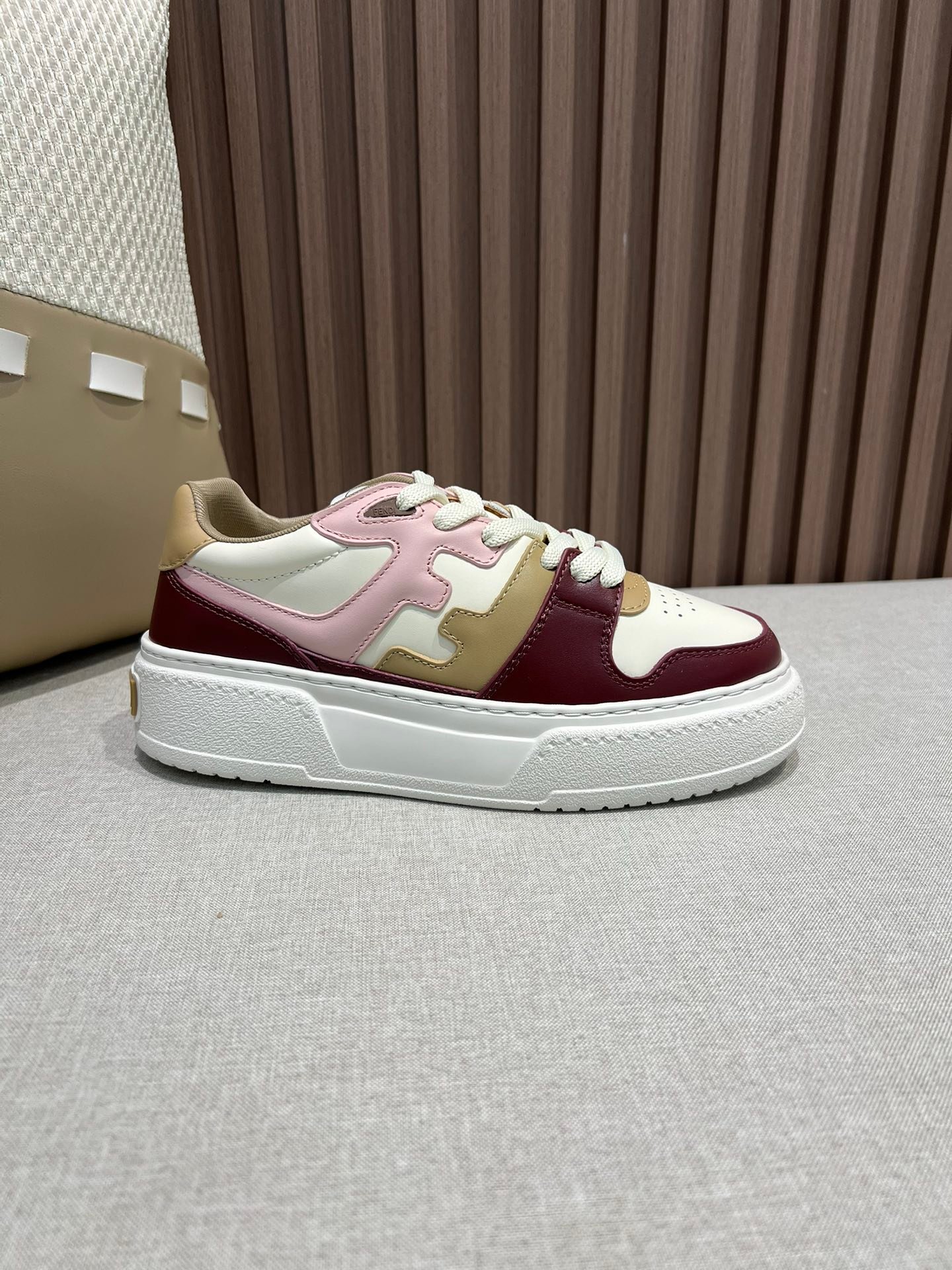 【LOUIS VUITTON】LV SHOES OG