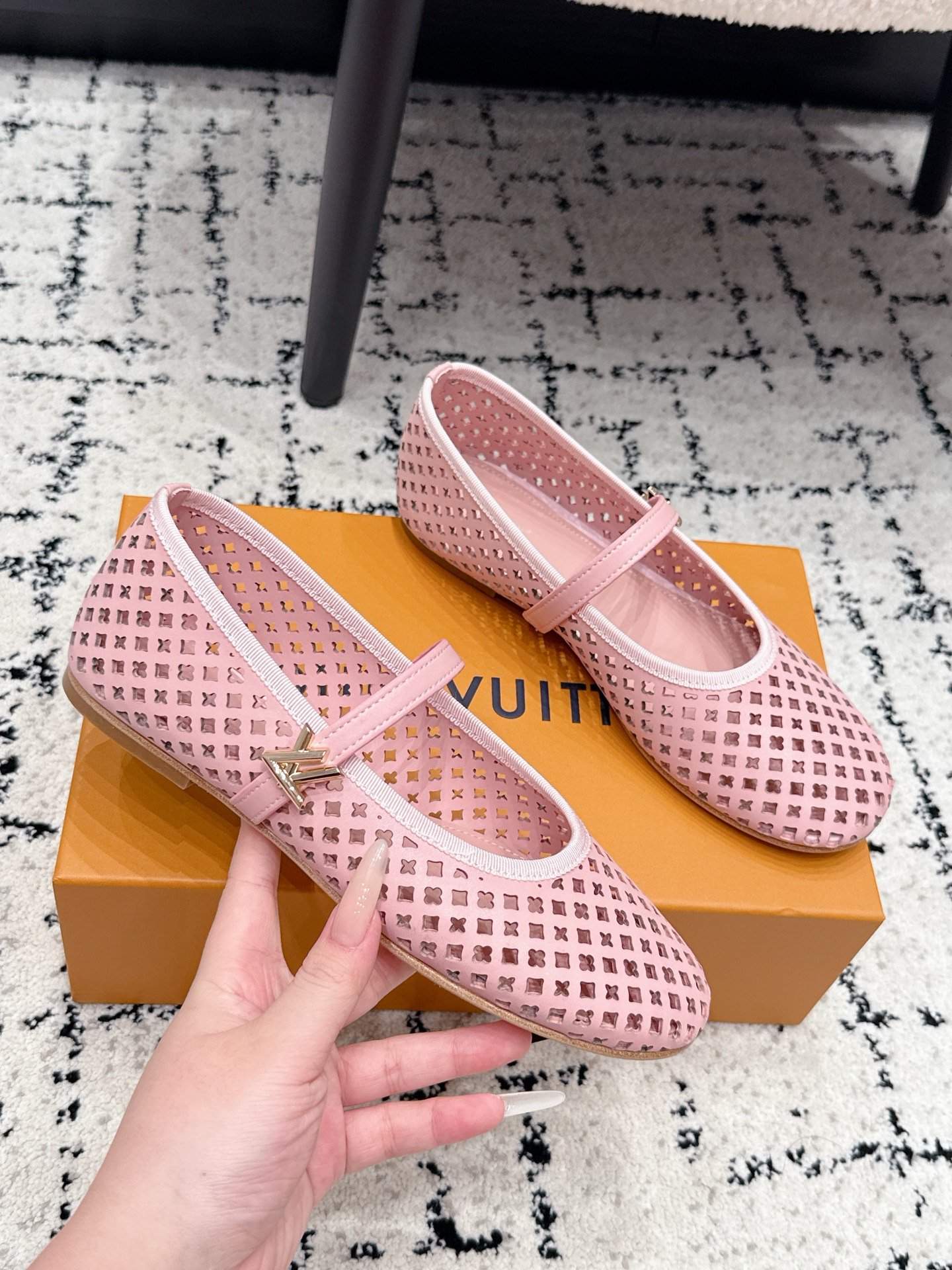 【LOUIS VUITTON】LV SHOES OG