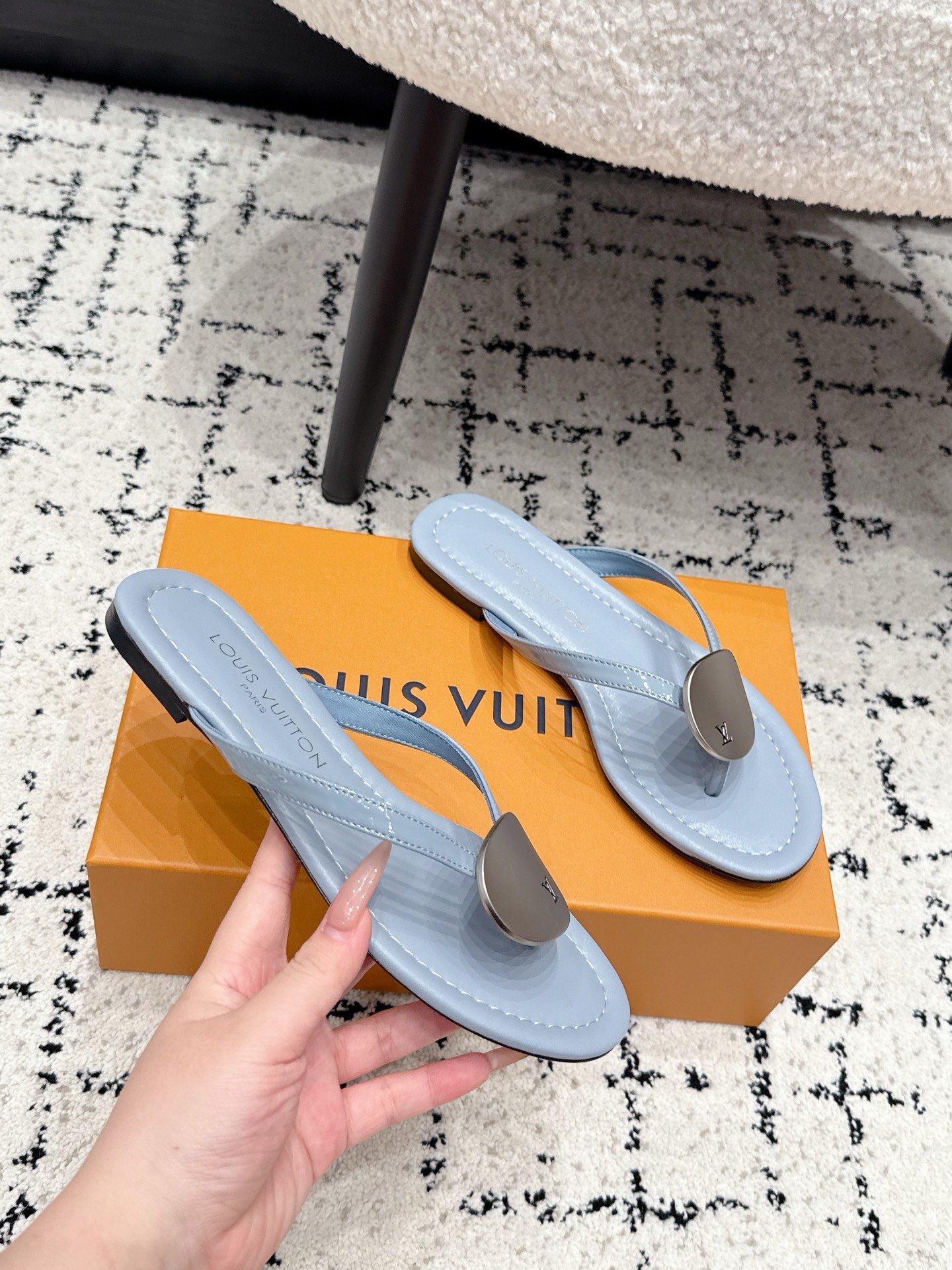 【LOUIS VUITTON】LV SHOES OG TUO