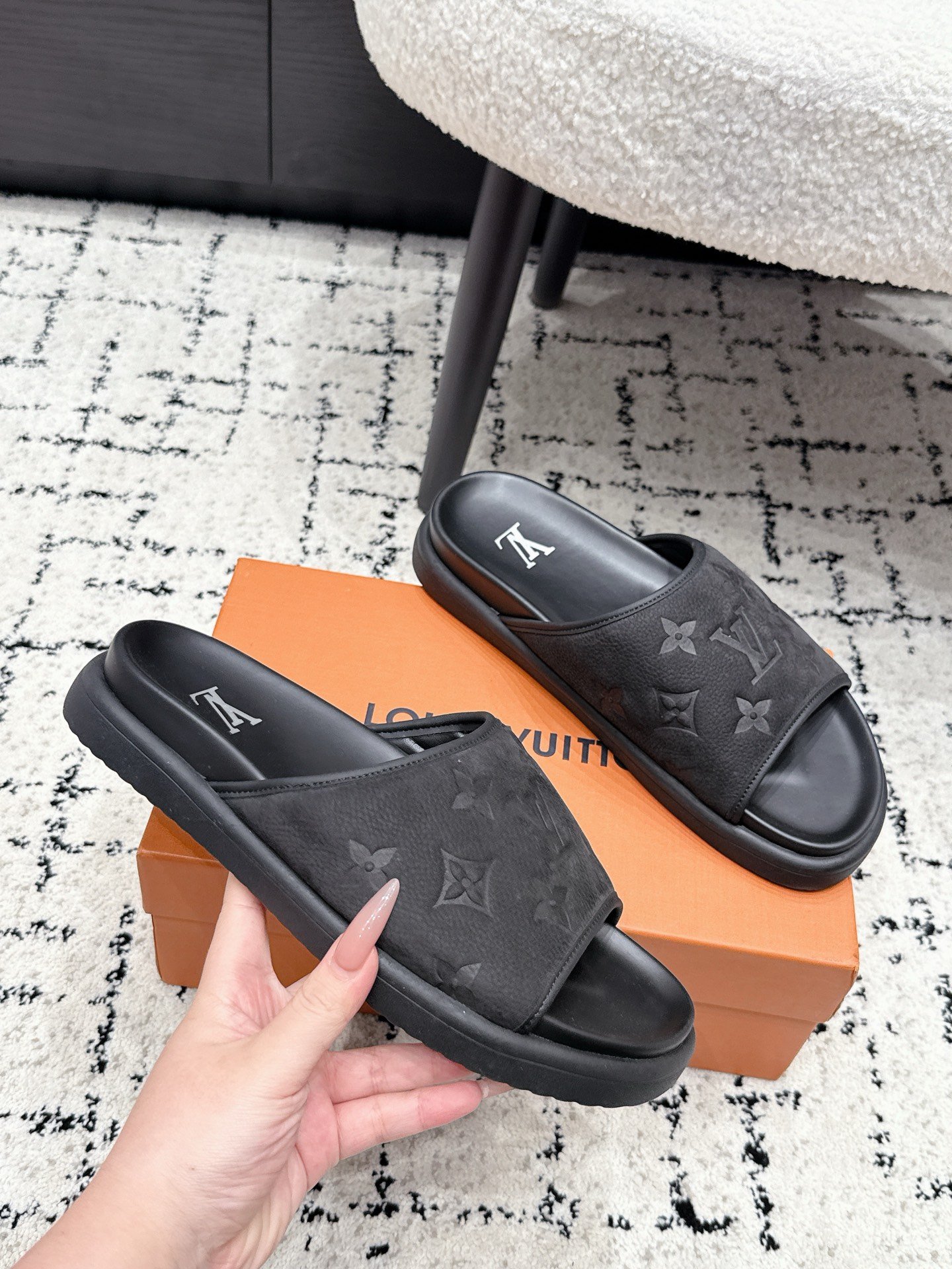 【LOUIS VUITTON】LV SHOES OG TUO