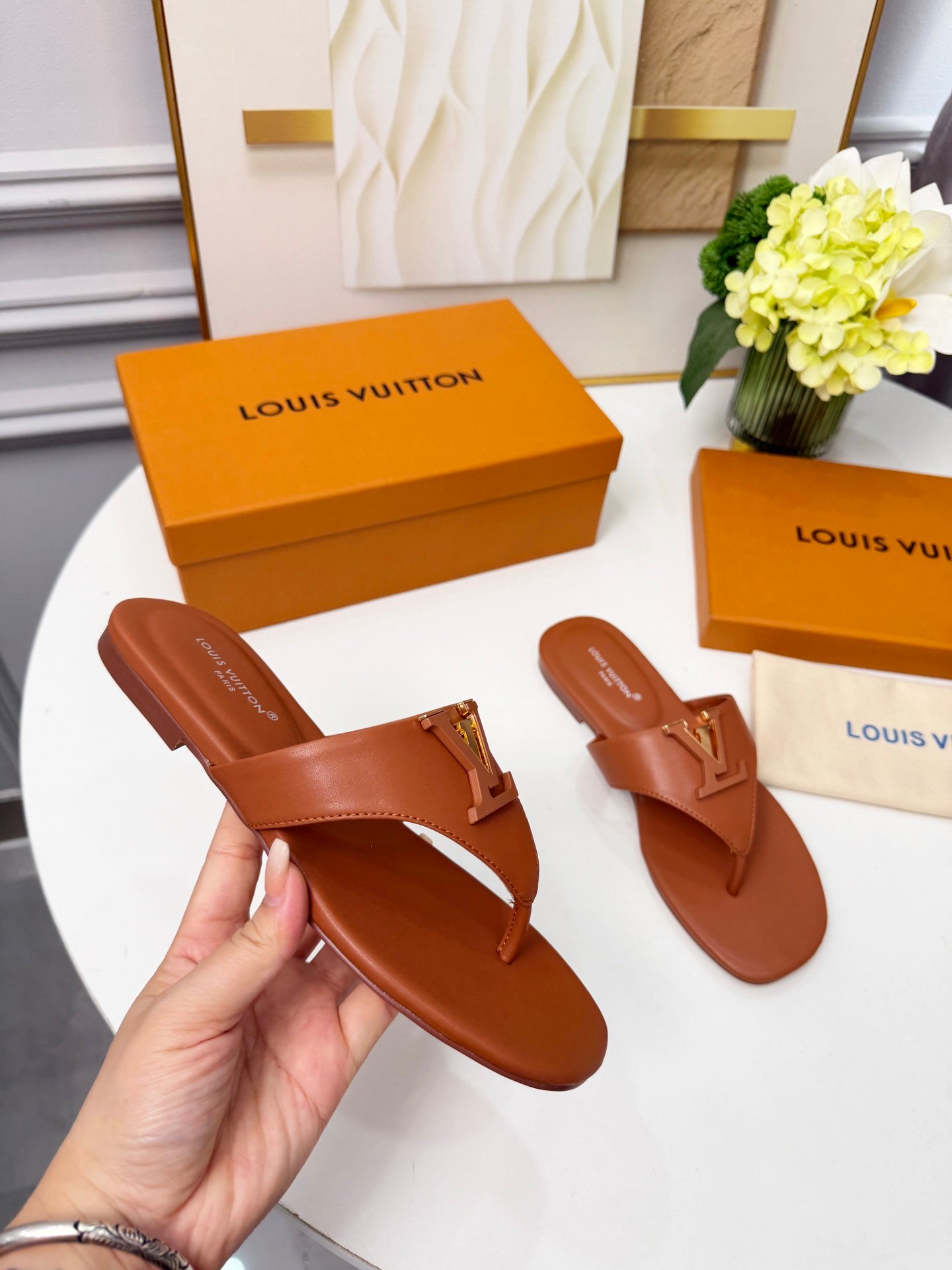 【LOUIS VUITTON】LV SHOES OG TUO
