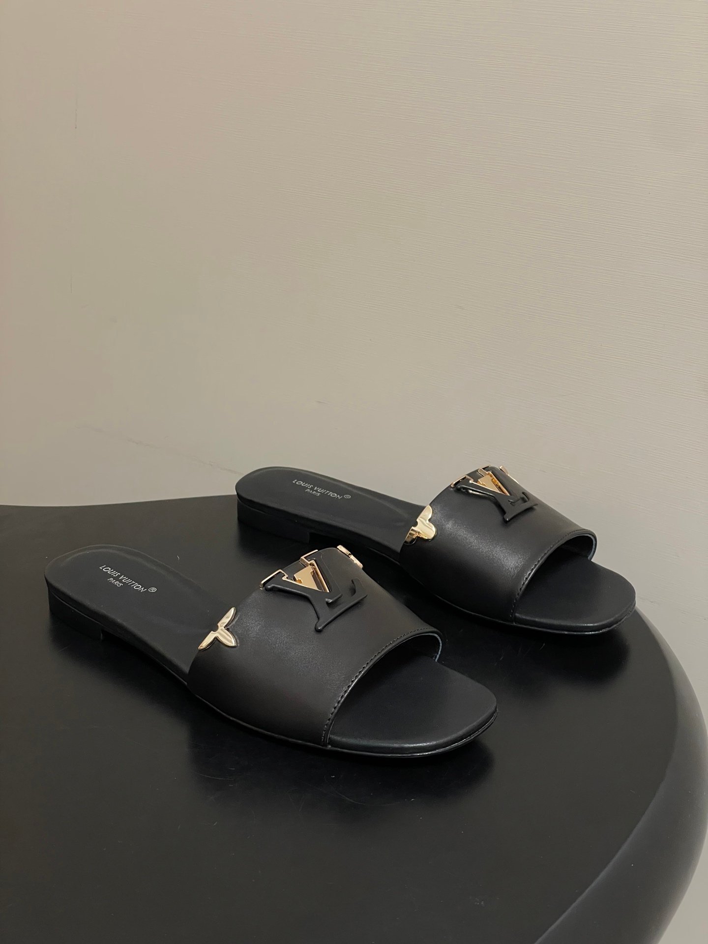 【LOUIS VUITTON】LV SHOES OG TUO - 图片 2