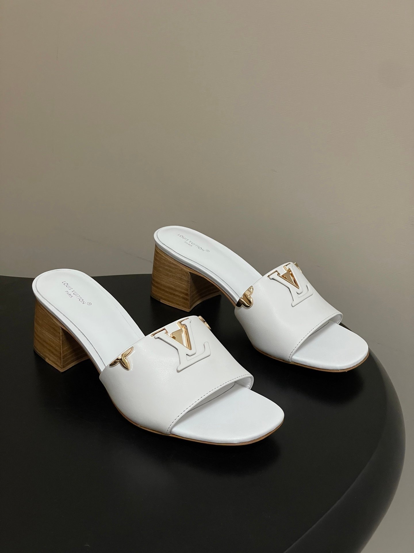 【LOUIS VUITTON】LV SHOES OG TUO - 图片 2