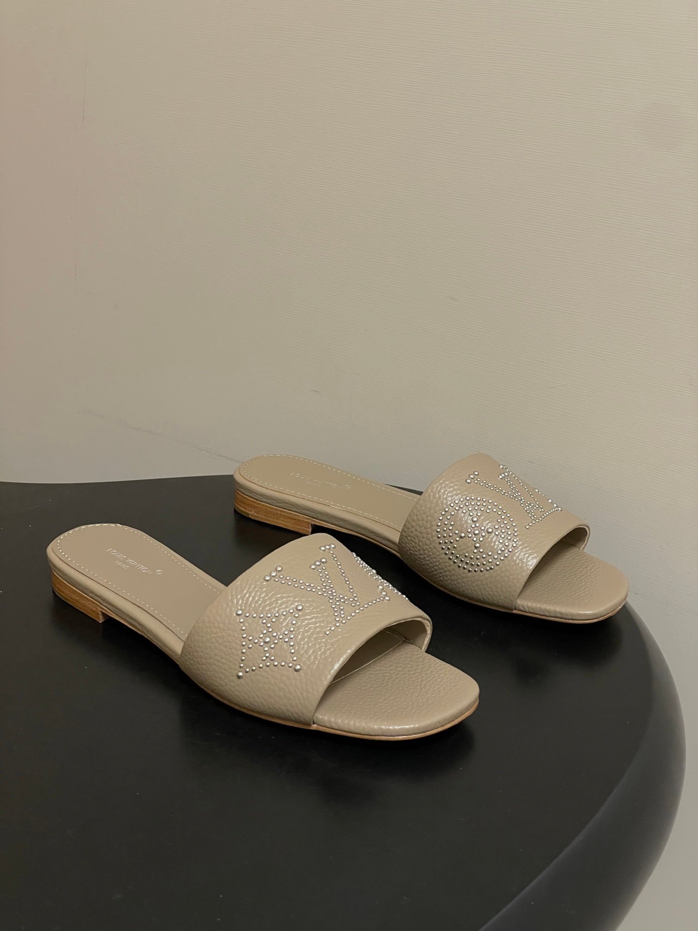 【LOUIS VUITTON】LV SHOES OG TUO - 图片 2