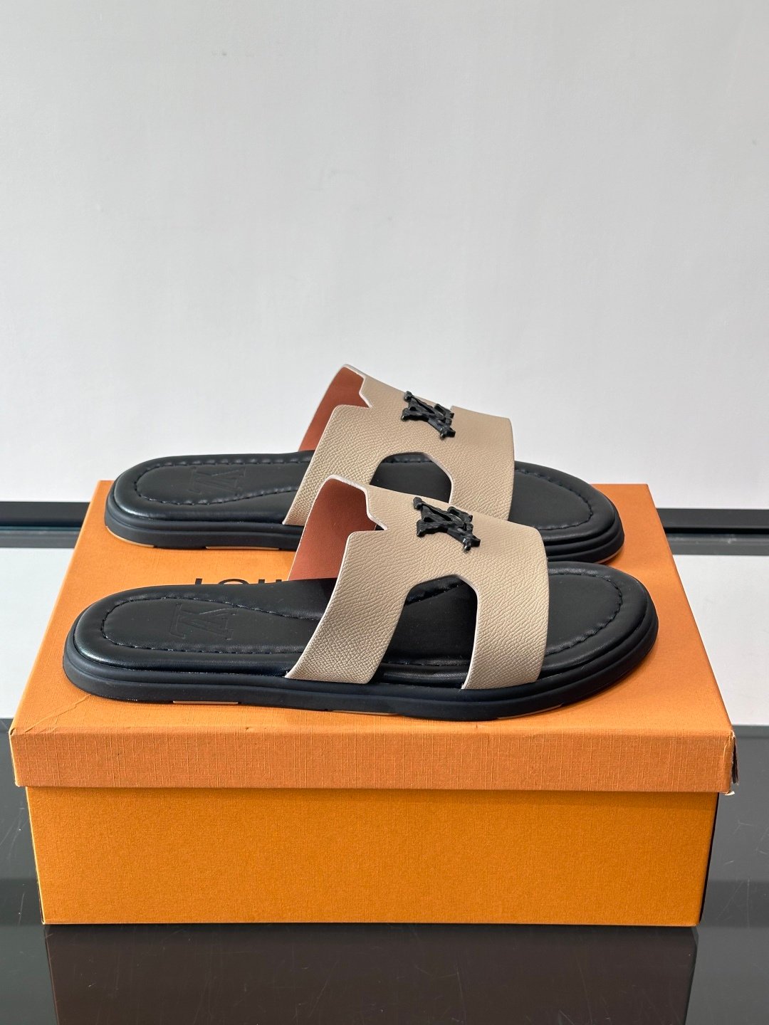 【LOUIS VUITTON】LV SHOES OG TUO - 图片 2
