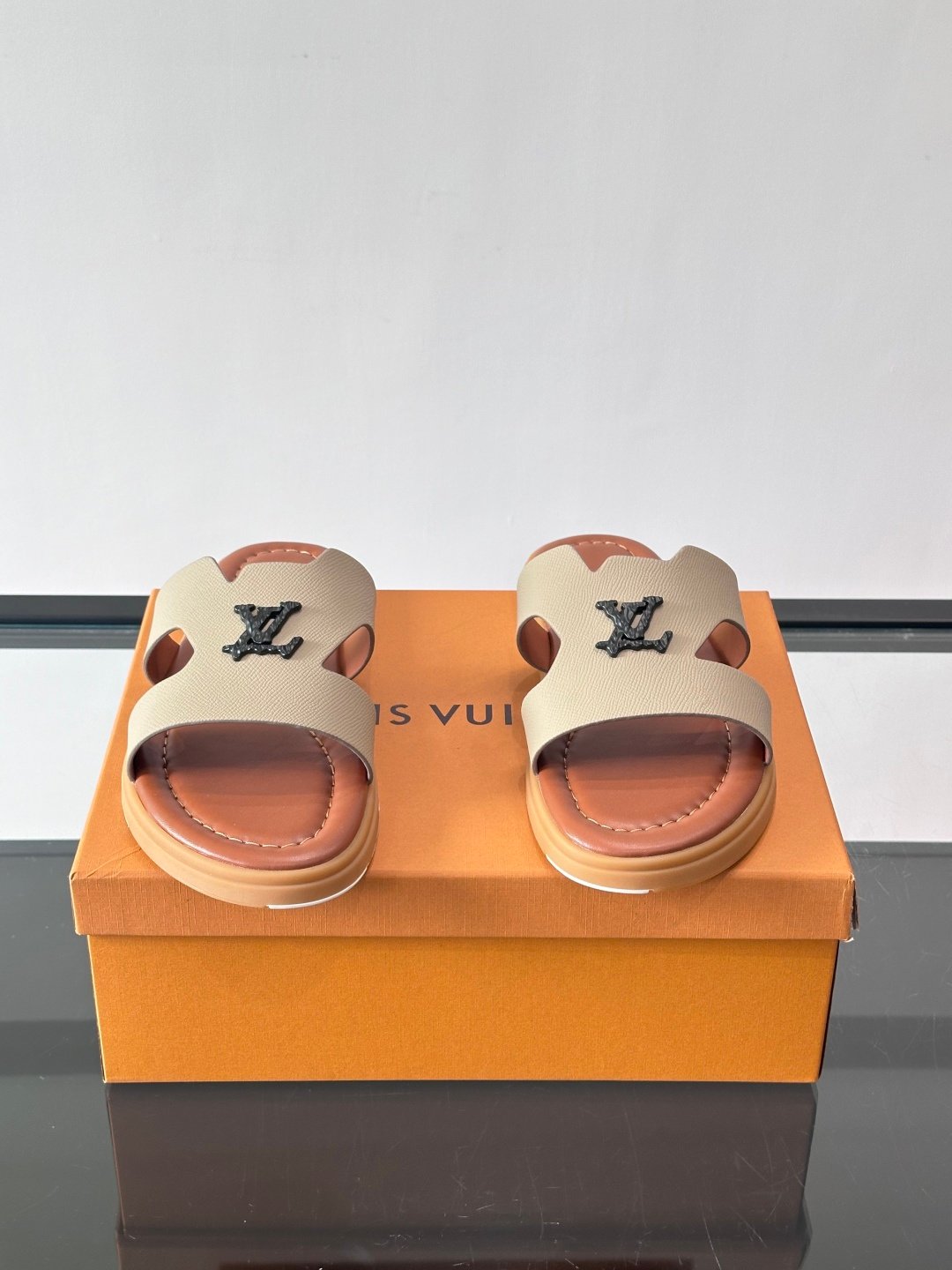 【LOUIS VUITTON】LV SHOES OG TUO - 图片 3
