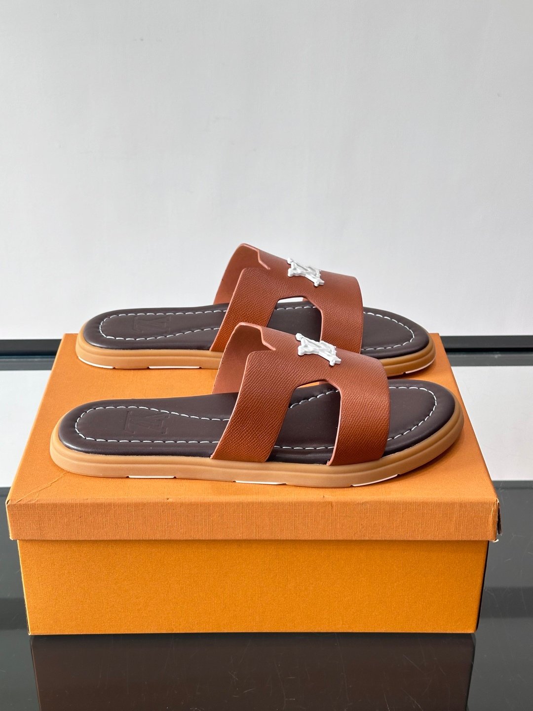 【LOUIS VUITTON】LV SHOES OG TUO - 图片 2