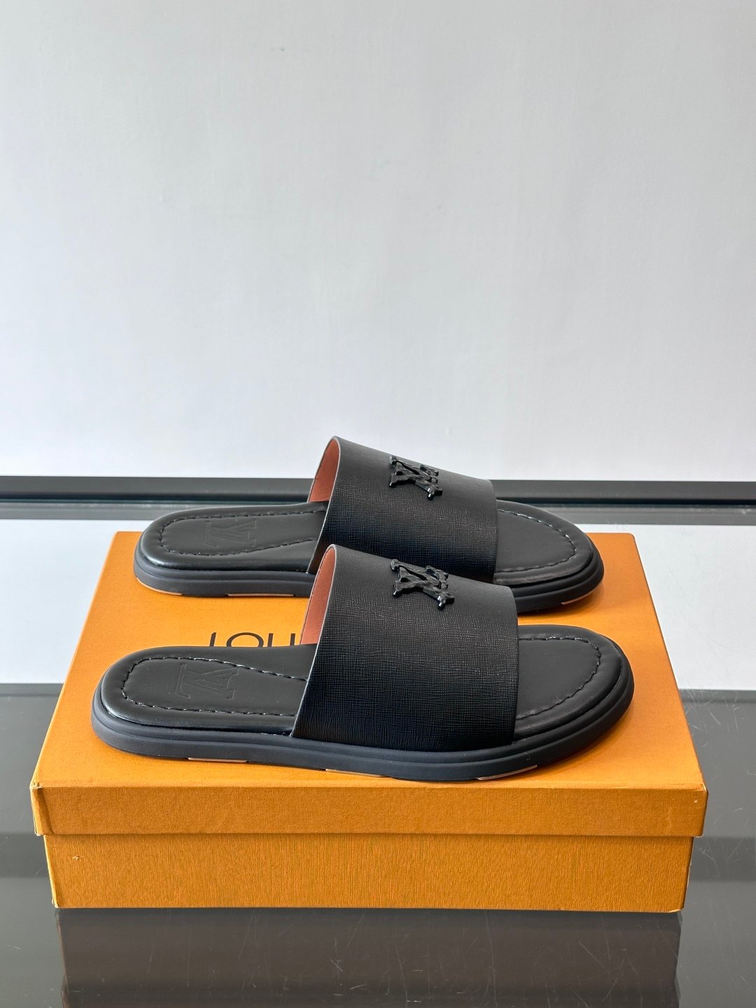 【LOUIS VUITTON】LV SHOES OG TUO - 图片 3