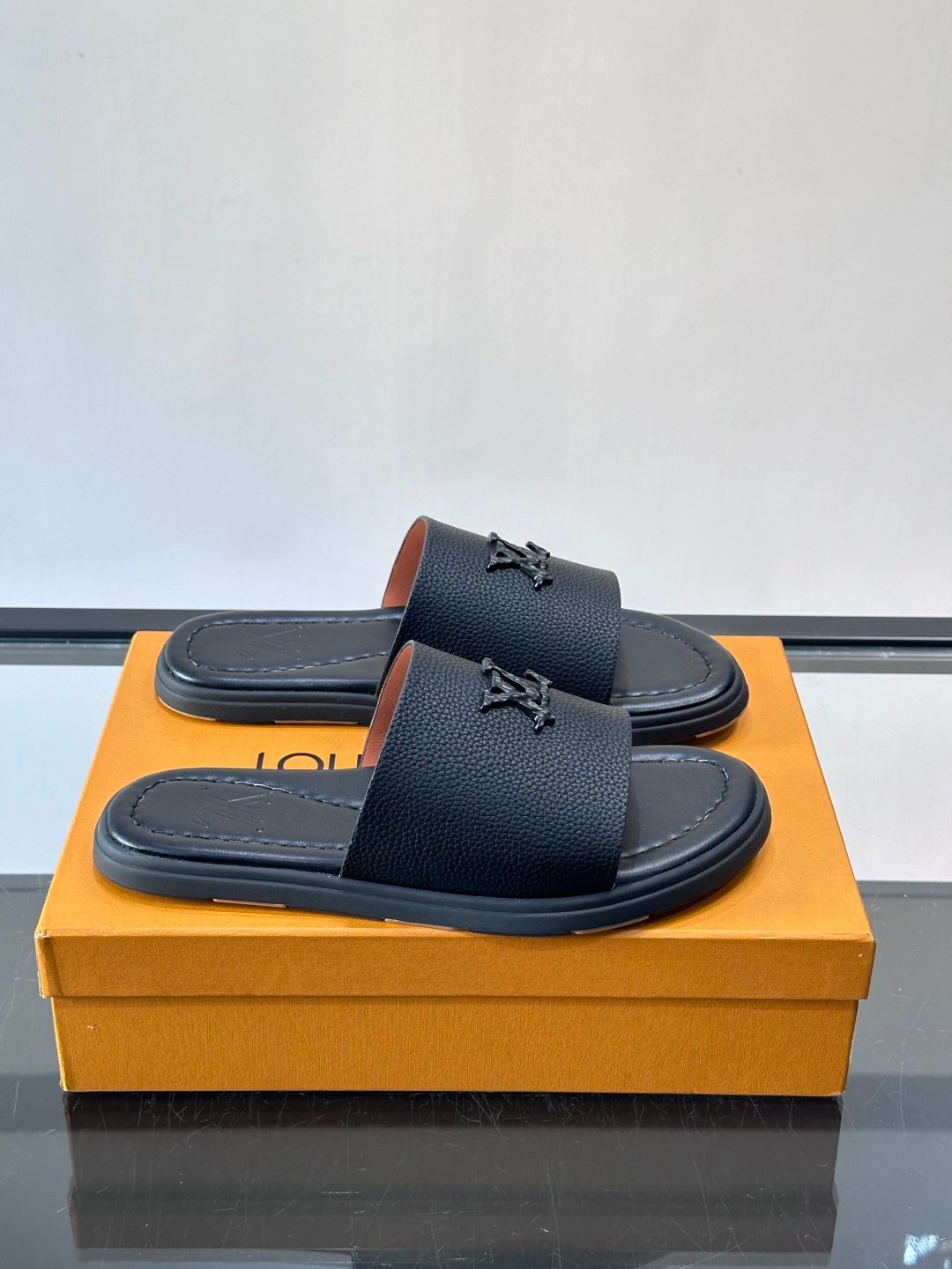 【LOUIS VUITTON】LV SHOES OG TUO - 图片 2