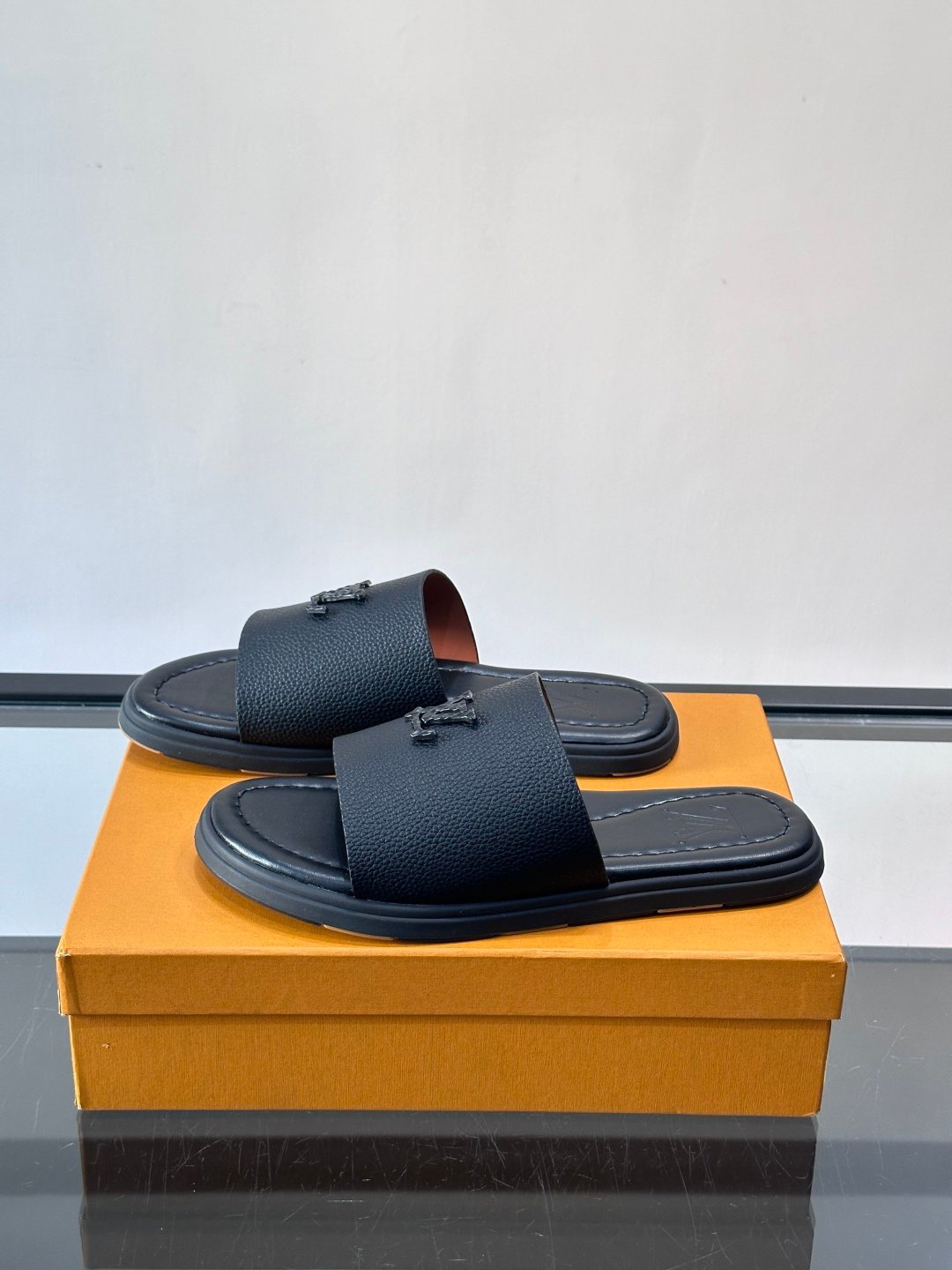【LOUIS VUITTON】LV SHOES OG TUO - 图片 4