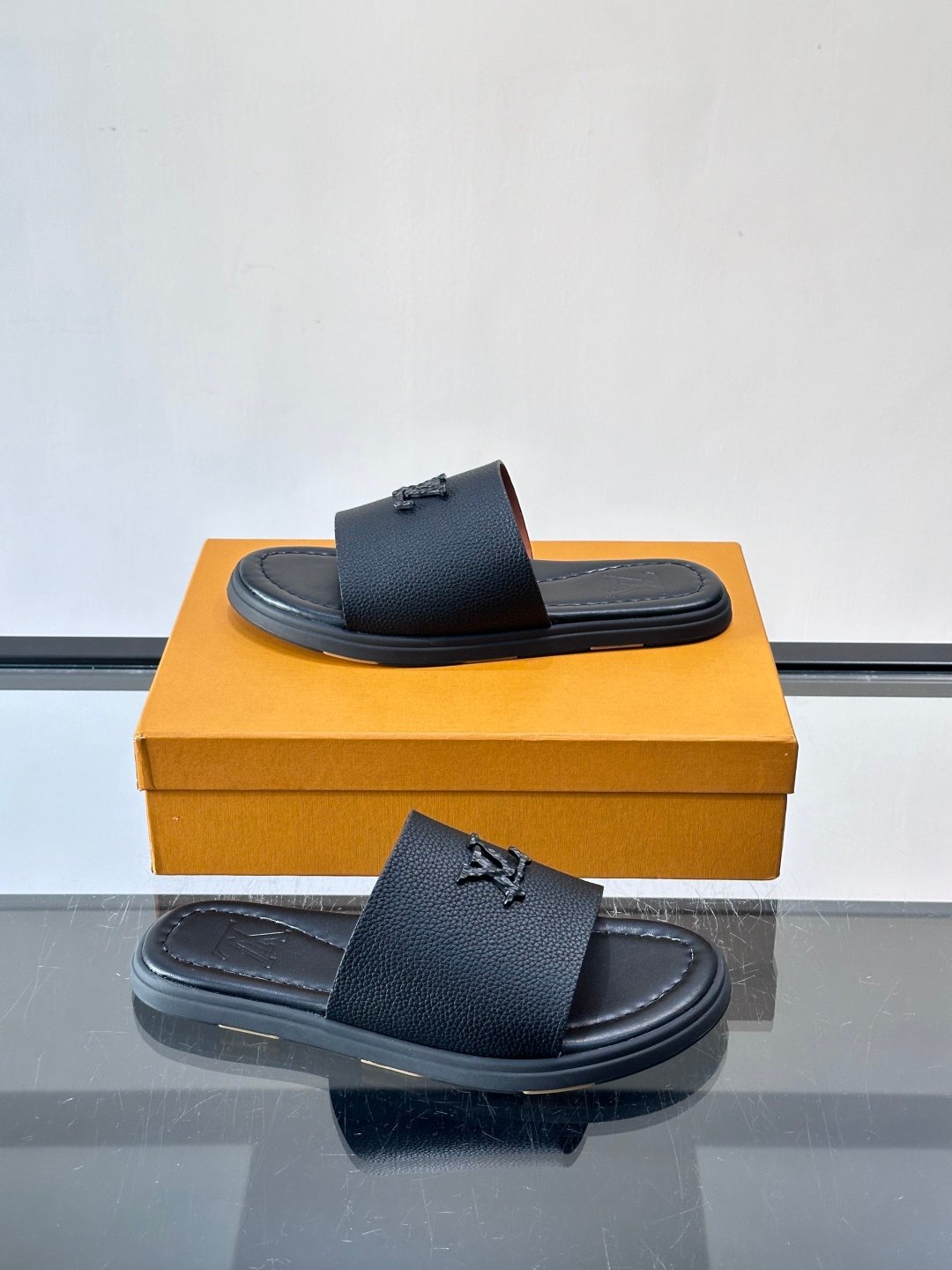 【LOUIS VUITTON】LV SHOES OG TUO