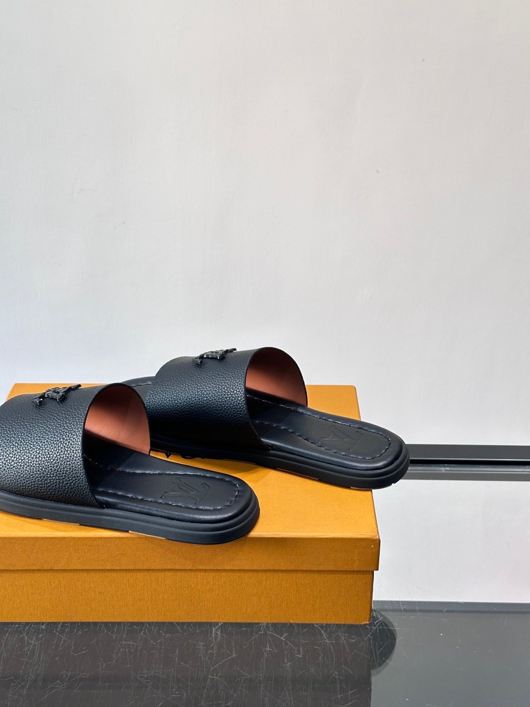 【LOUIS VUITTON】LV SHOES OG TUO - 图片 7