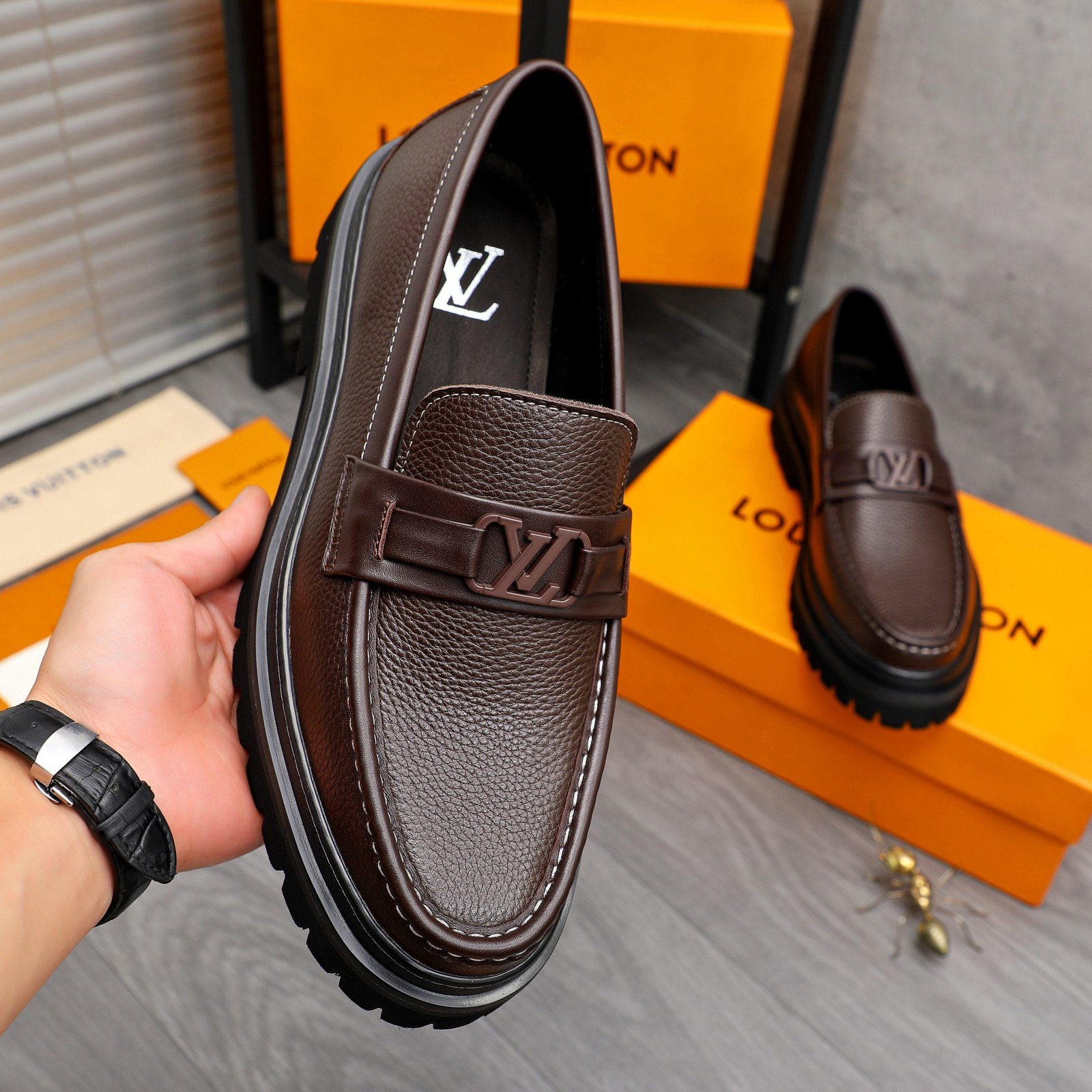 【LOUIS VUITTON】LV SHOES OG