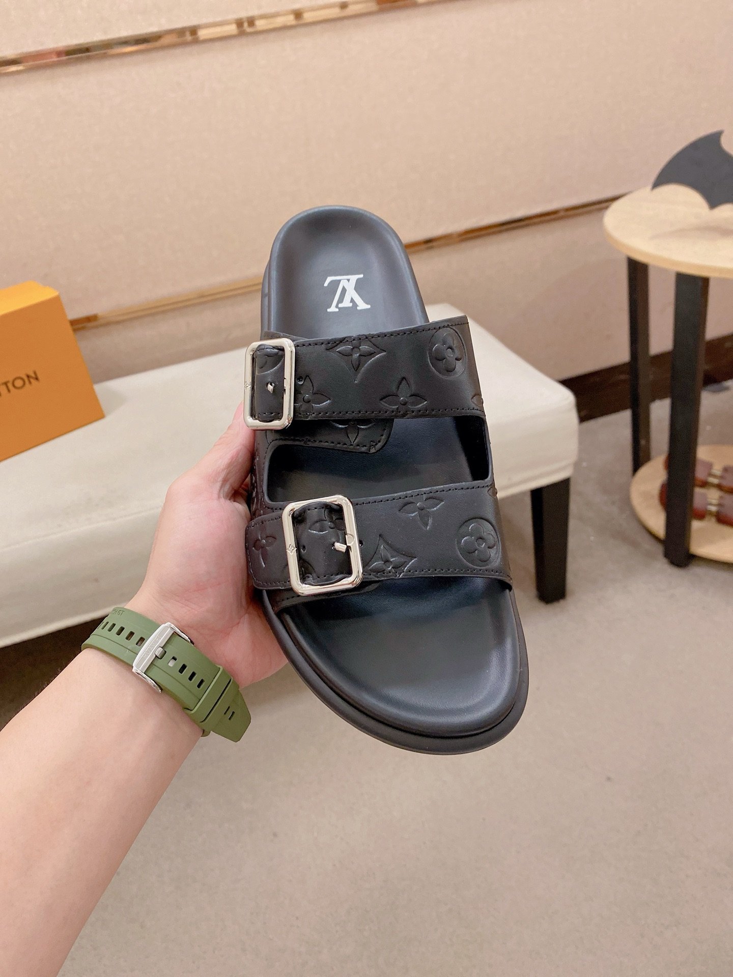 【LOUIS VUITTON】LV SHOES OG TUO - 图片 3