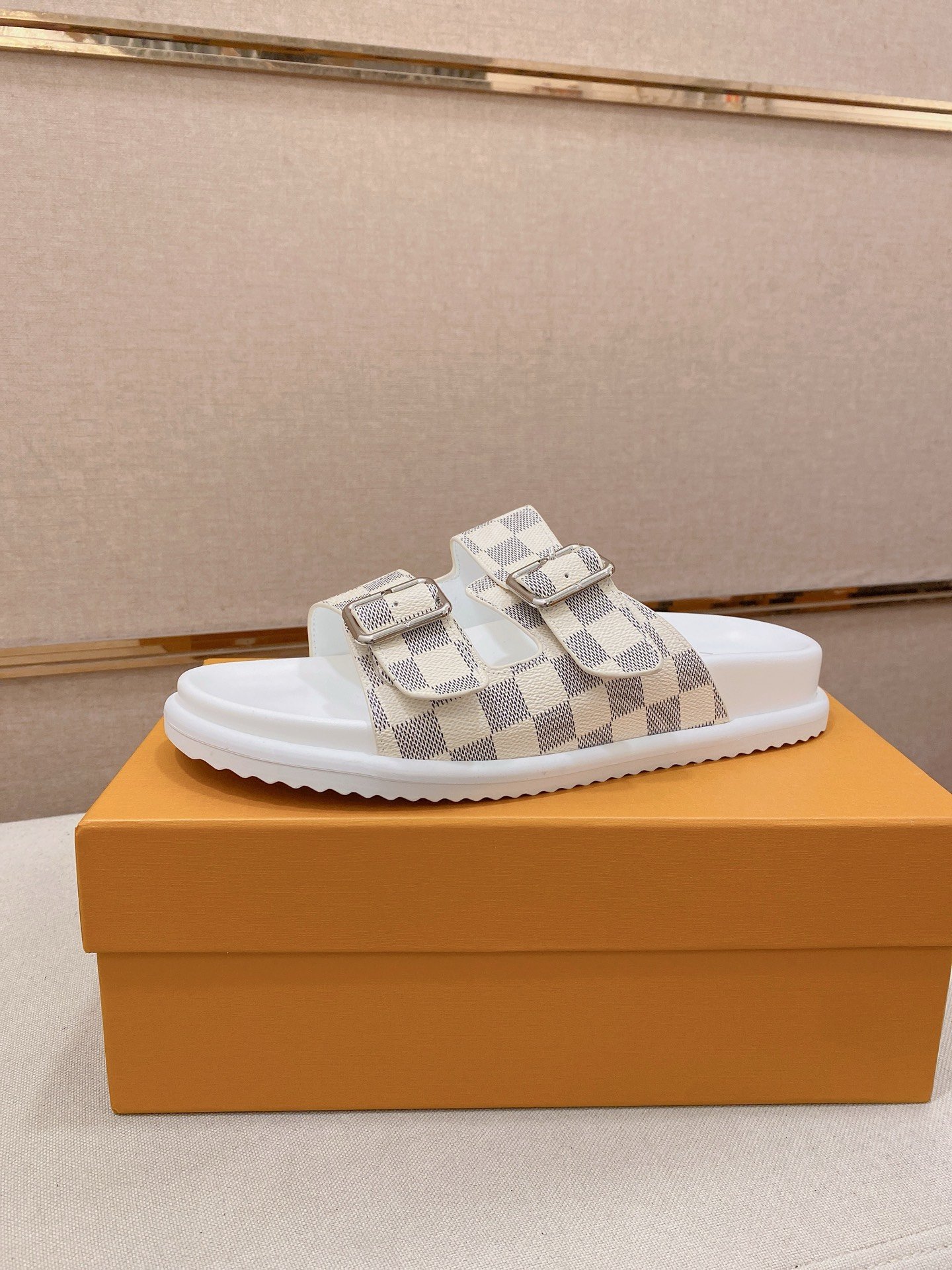 【LOUIS VUITTON】LV SHOES OG TUO - 图片 2