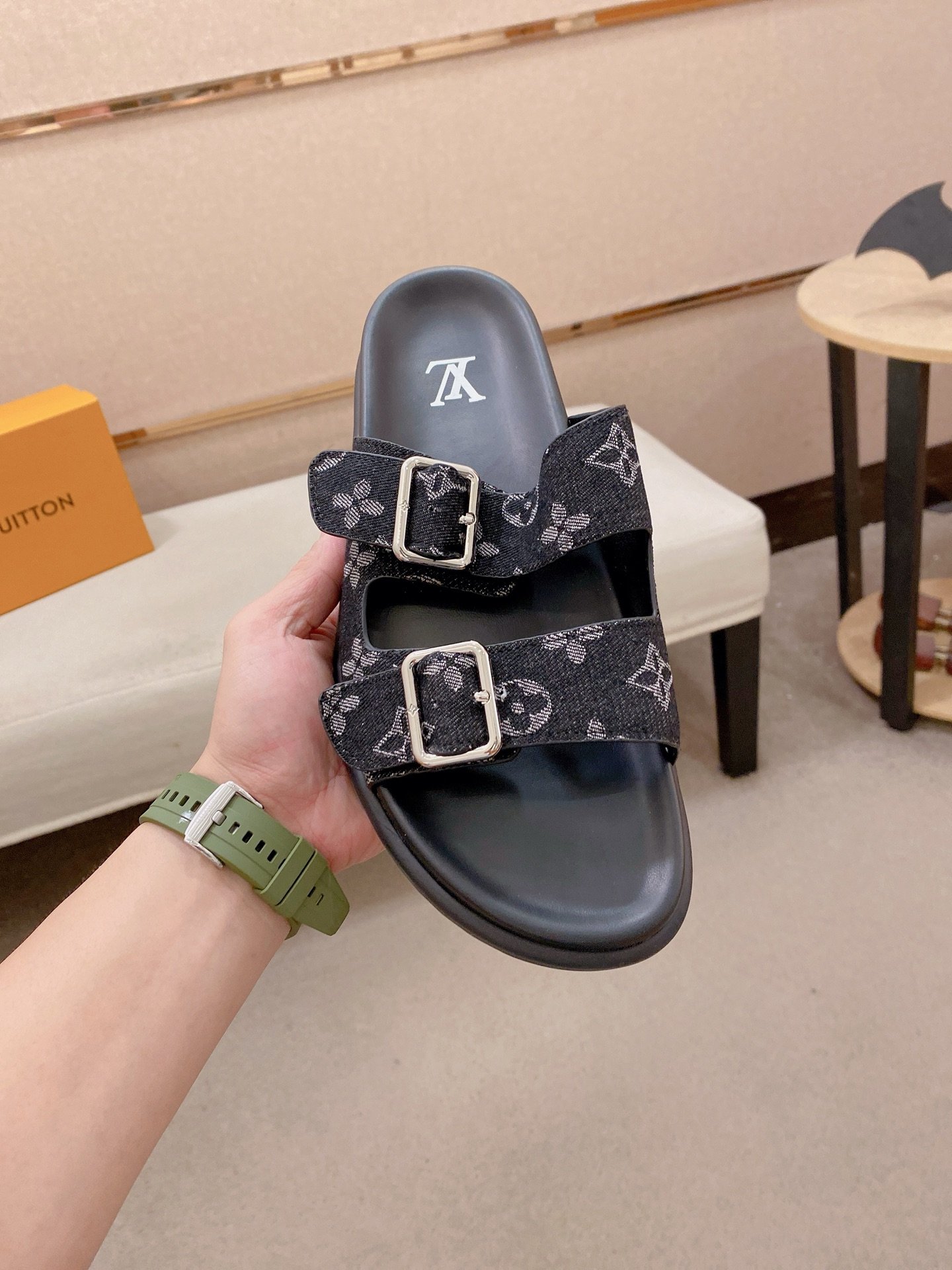 【LOUIS VUITTON】LV SHOES OG TUO - 图片 4