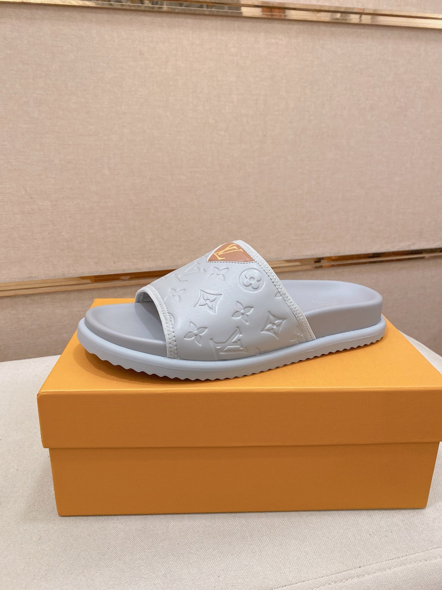 【LOUIS VUITTON】LV SHOES OG TUO - 图片 2