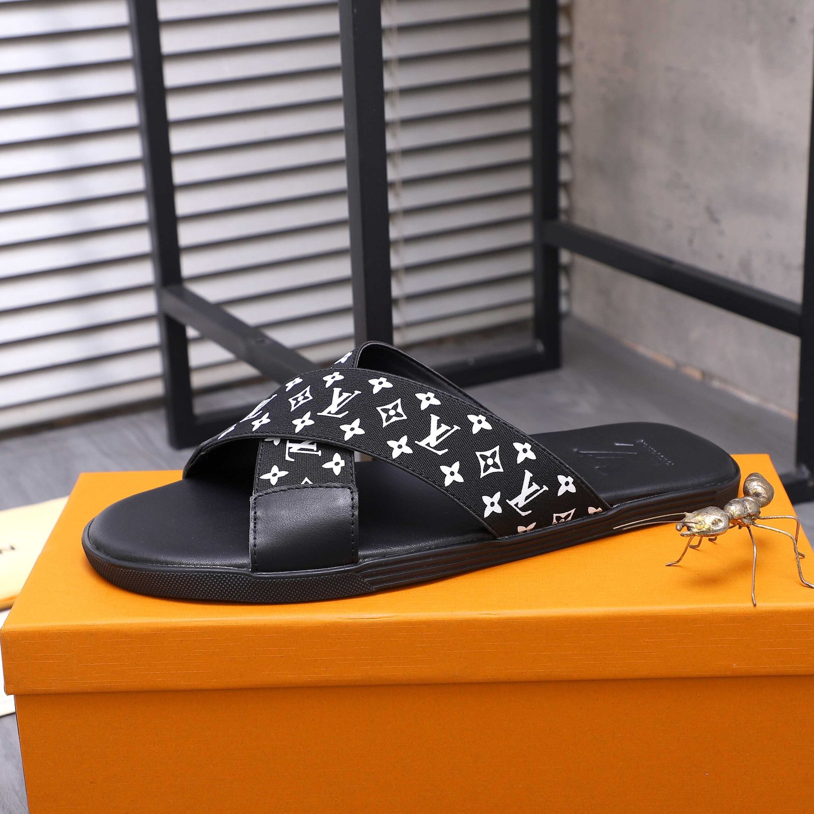 【LOUIS VUITTON】LV SHOES OG TUO