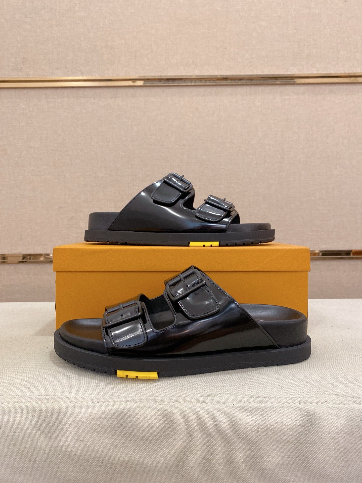 【LOUIS VUITTON】LV SHOES OG TUO