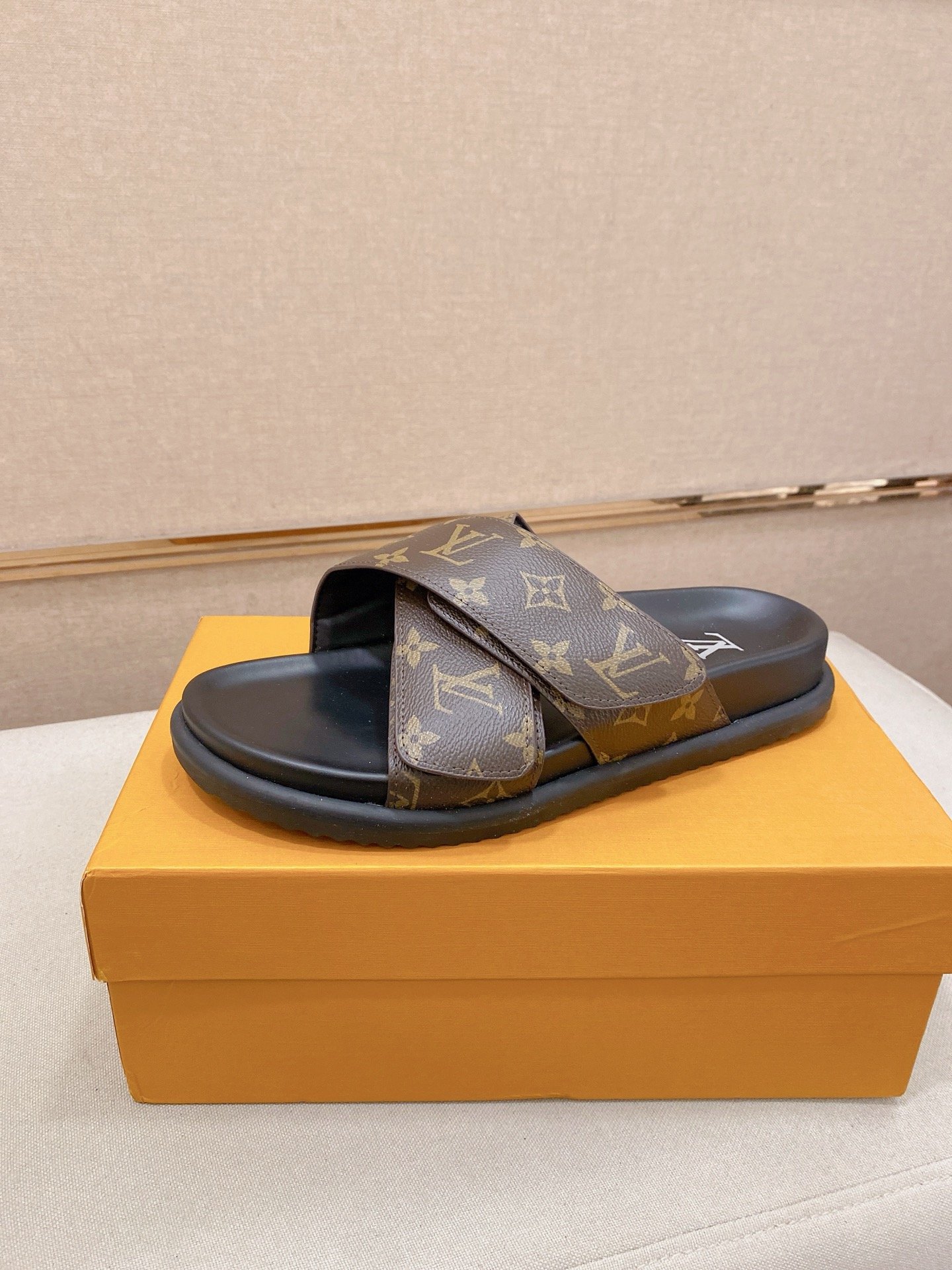 【LOUIS VUITTON】LV SHOES OG TUO - 图片 2