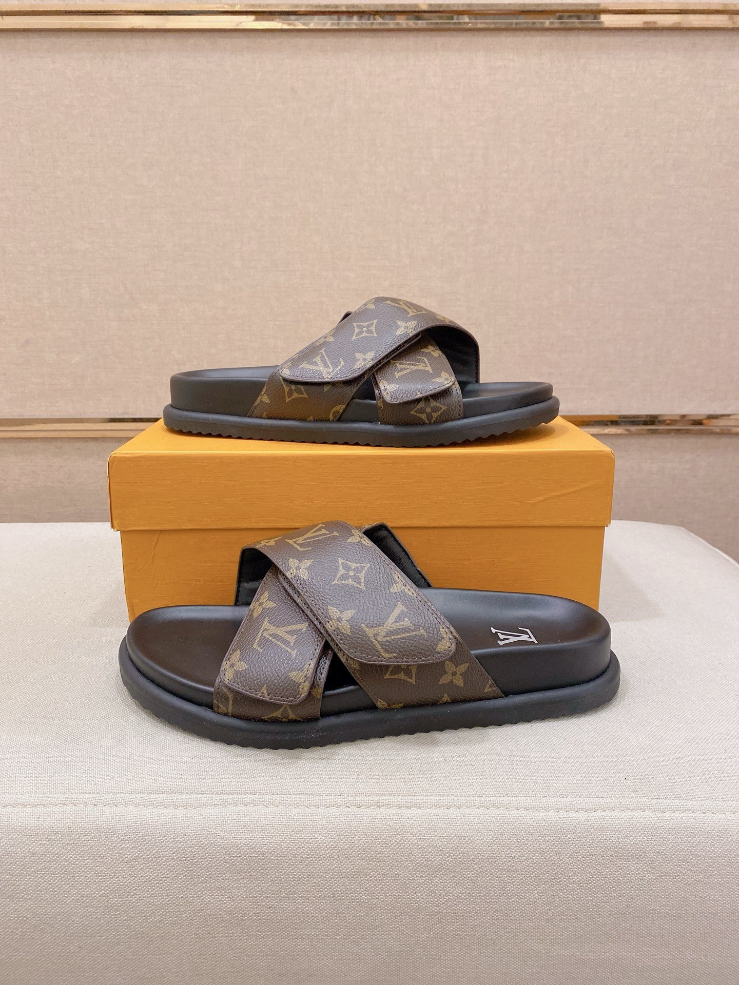 【LOUIS VUITTON】LV SHOES OG TUO