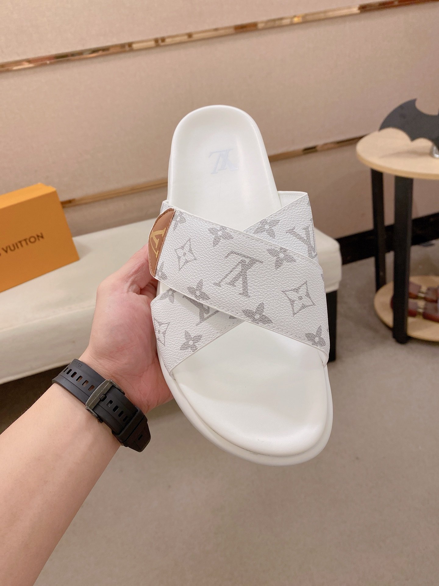 【LOUIS VUITTON】LV SHOES OG TUO - 图片 3