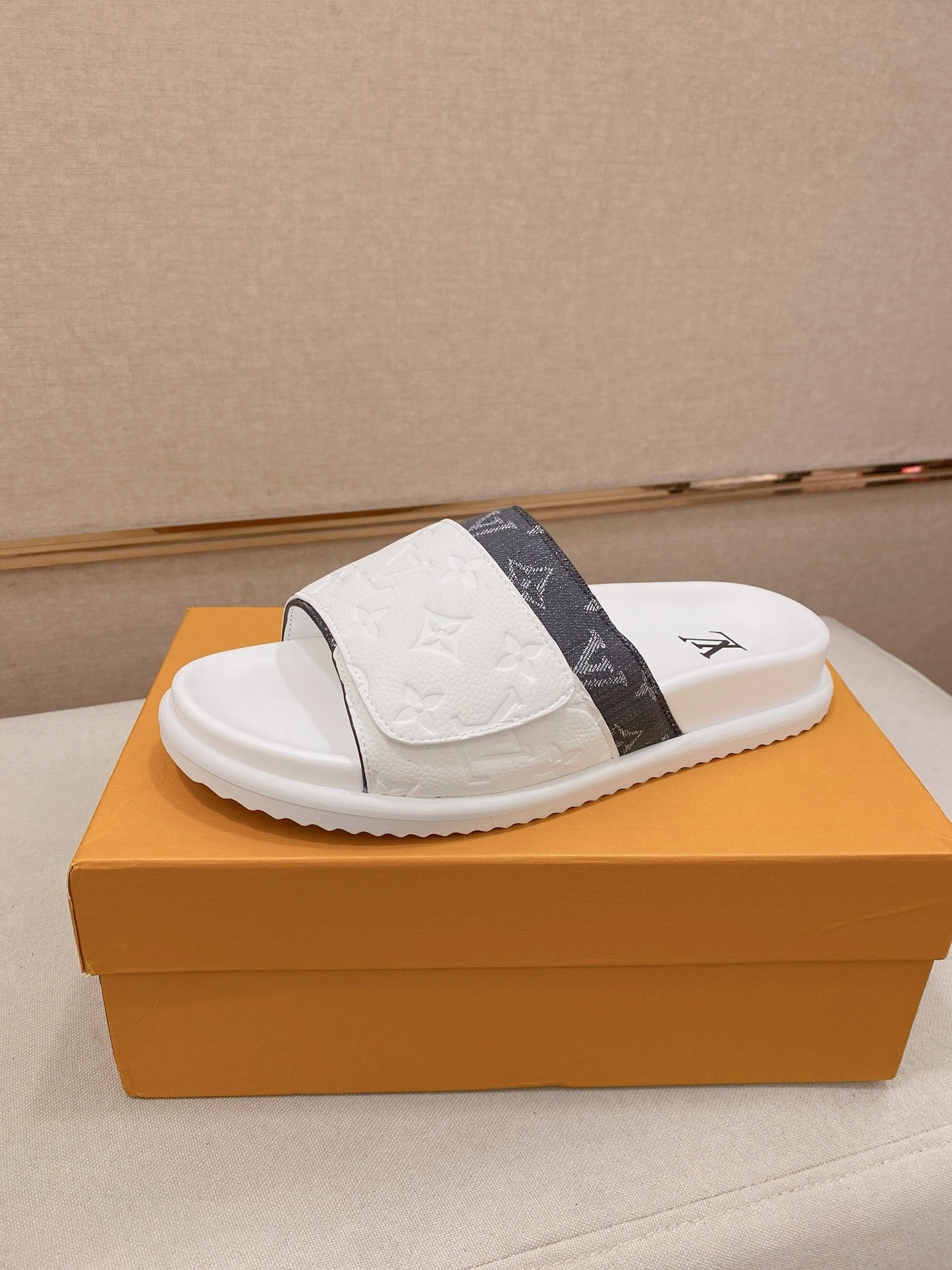 【LOUIS VUITTON】LV SHOES OG TUO - 图片 2