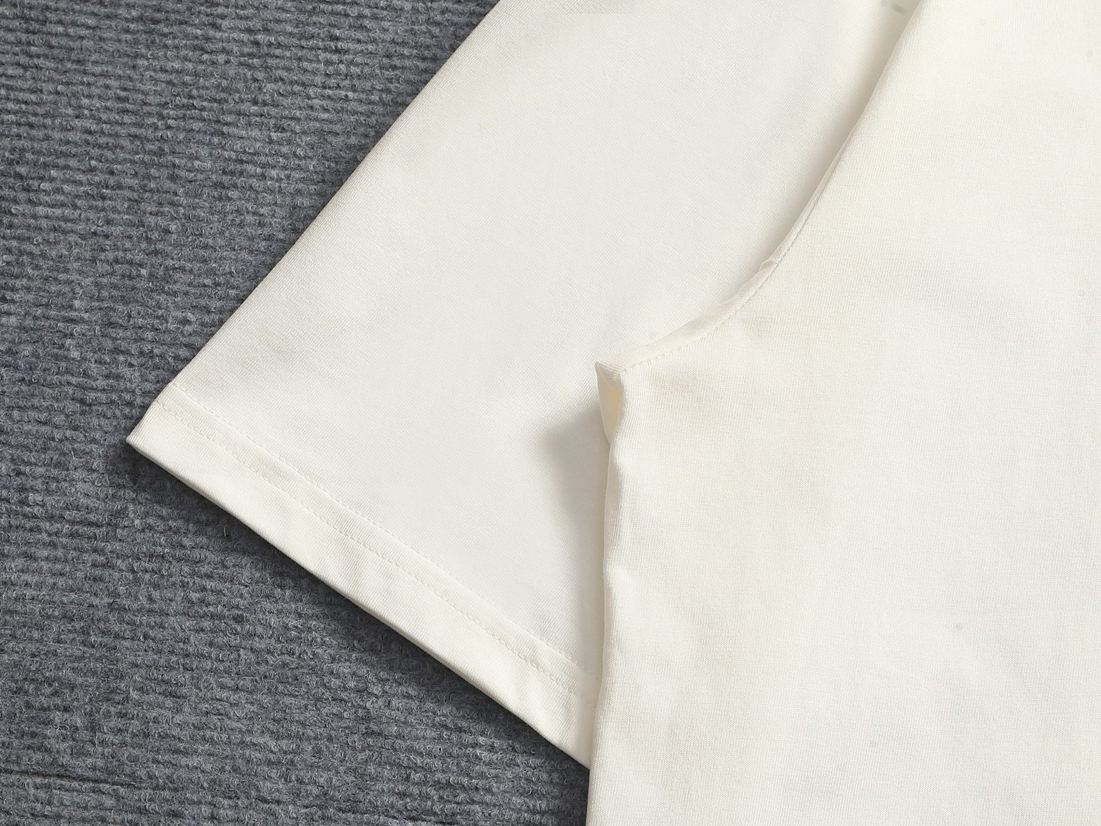 【T-shirts, tops, jackets】 - 图片 3