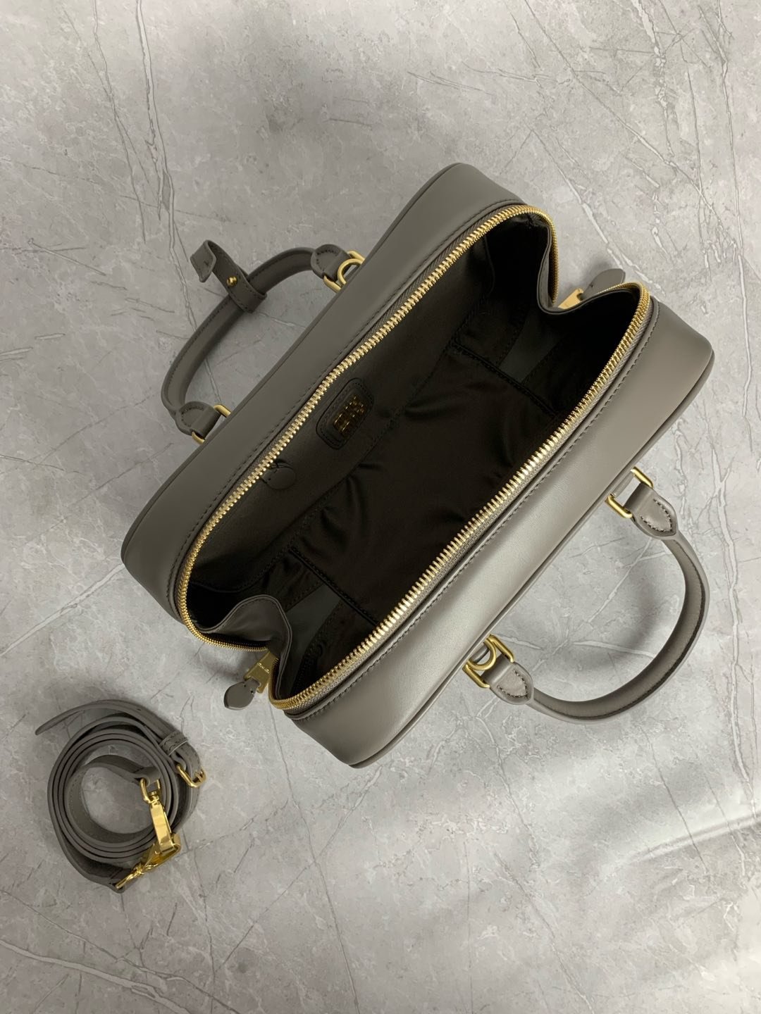 MiuMiu Bag OG - 图片 4