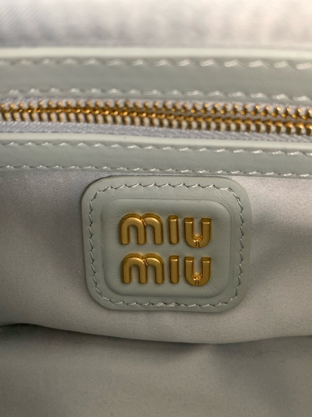 MiuMiu Bag OG - 图片 2