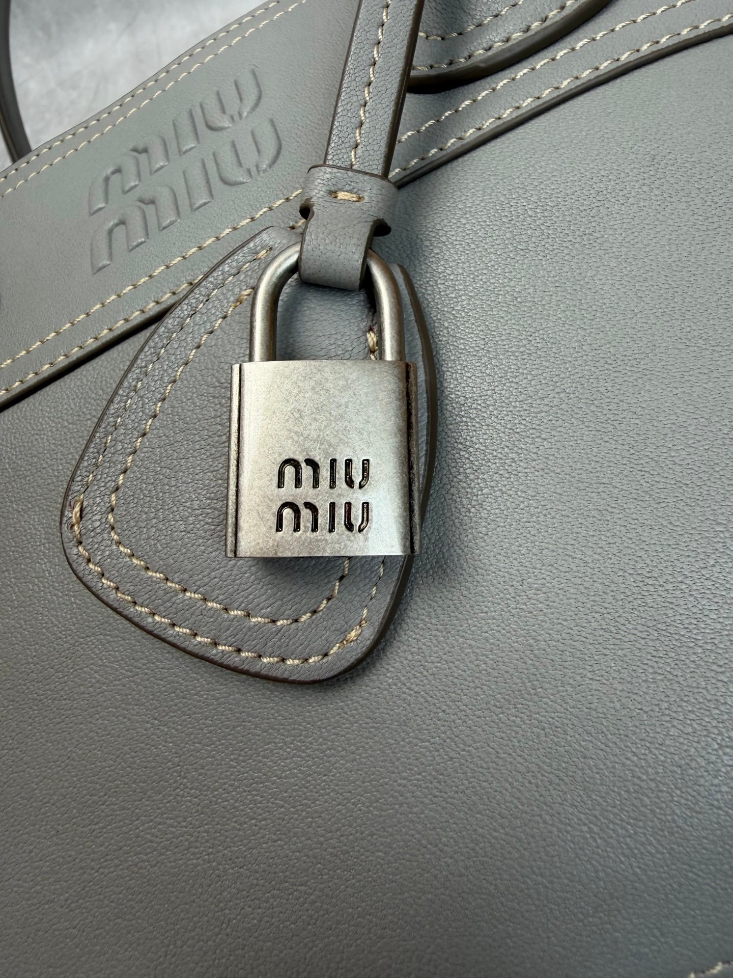 MiuMiu Bag OG - 图片 8