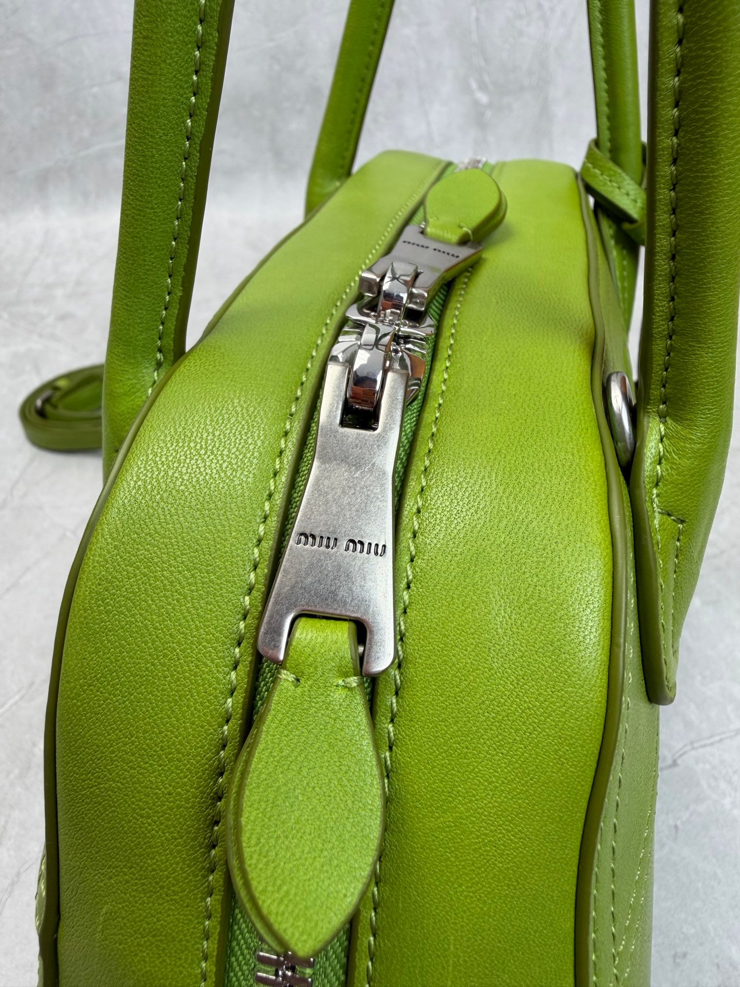 MiuMiu Bag OG - 图片 2