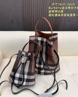 Burberry Bag 1:1