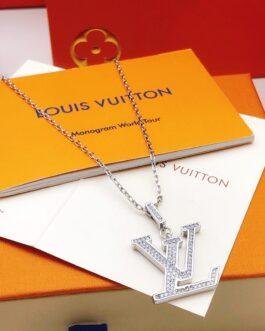 【Earrings】【Necklace】