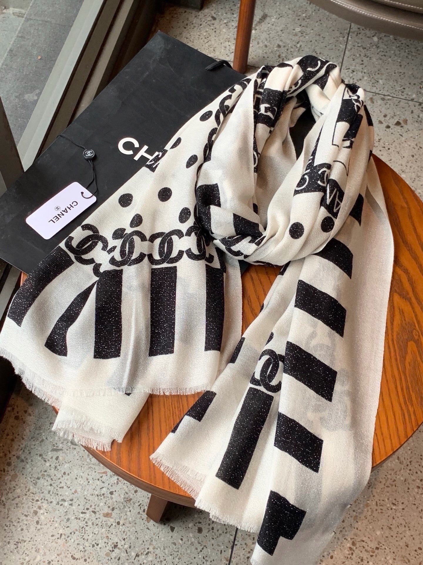 Scarf