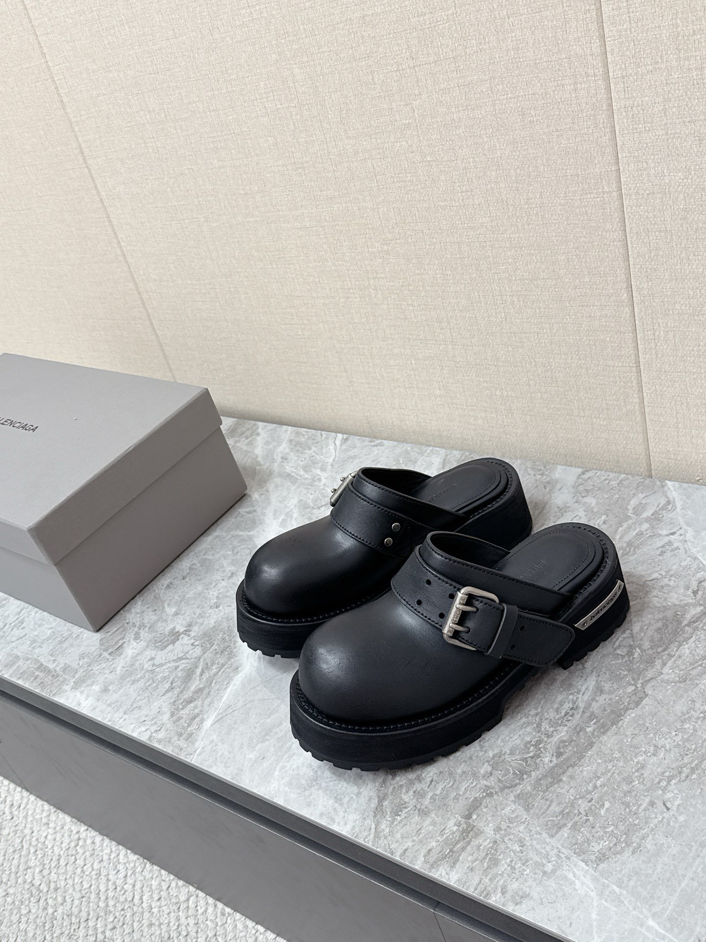 Balenciaga Shoes OG - 图片 4