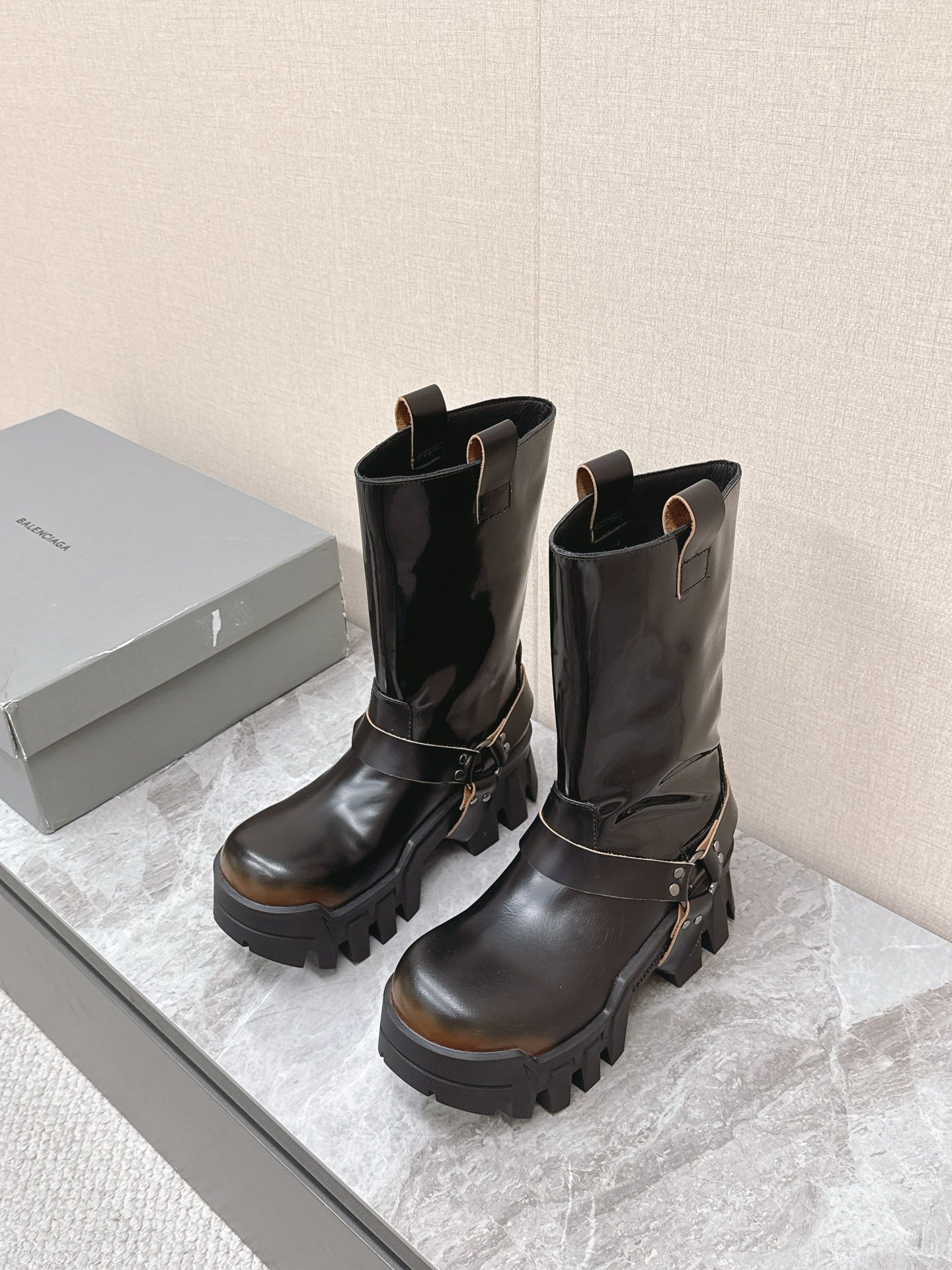 Balenciaga Shoes OG - 图片 2