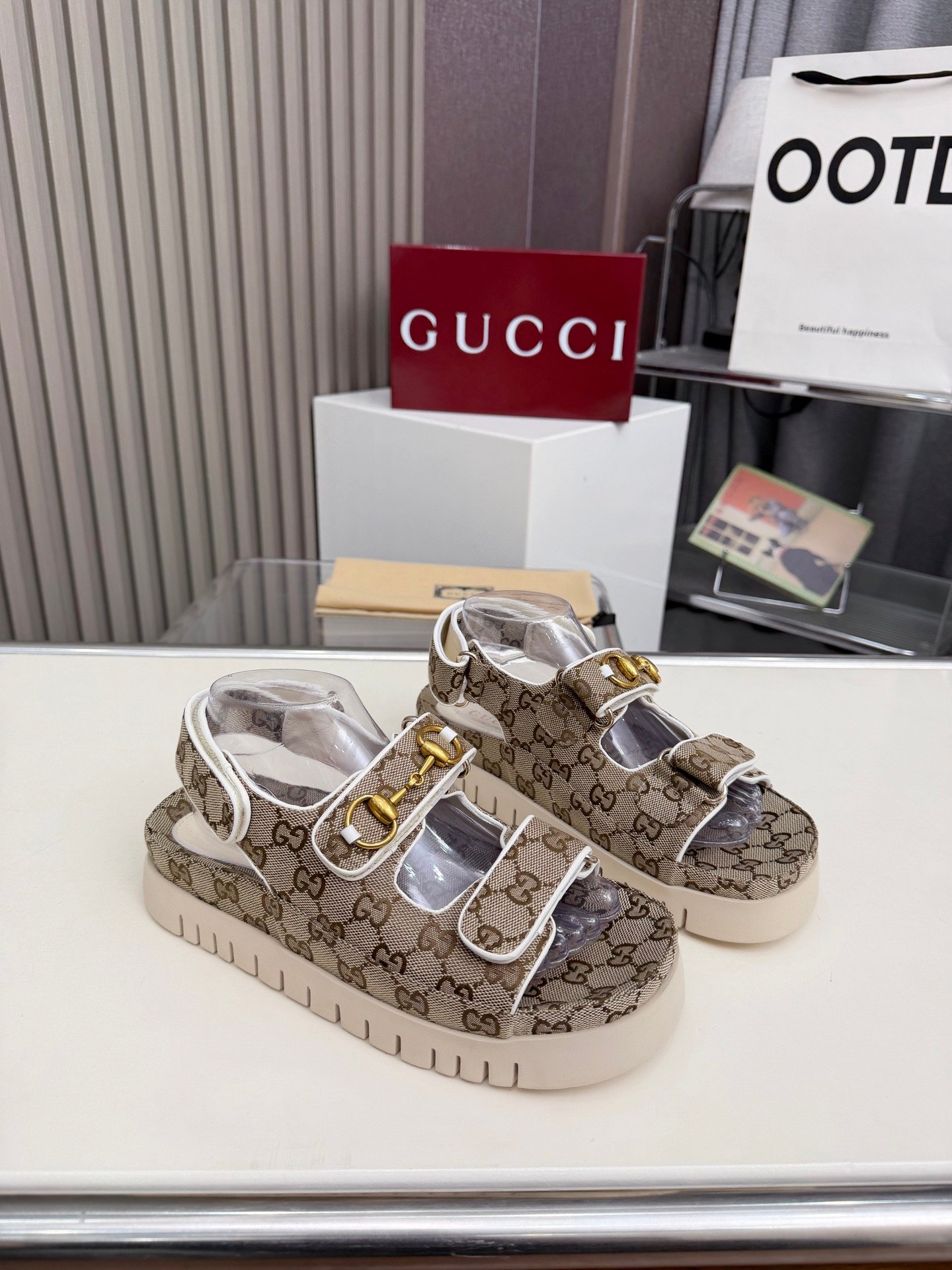 Gucci Shoes OG - 图片 7