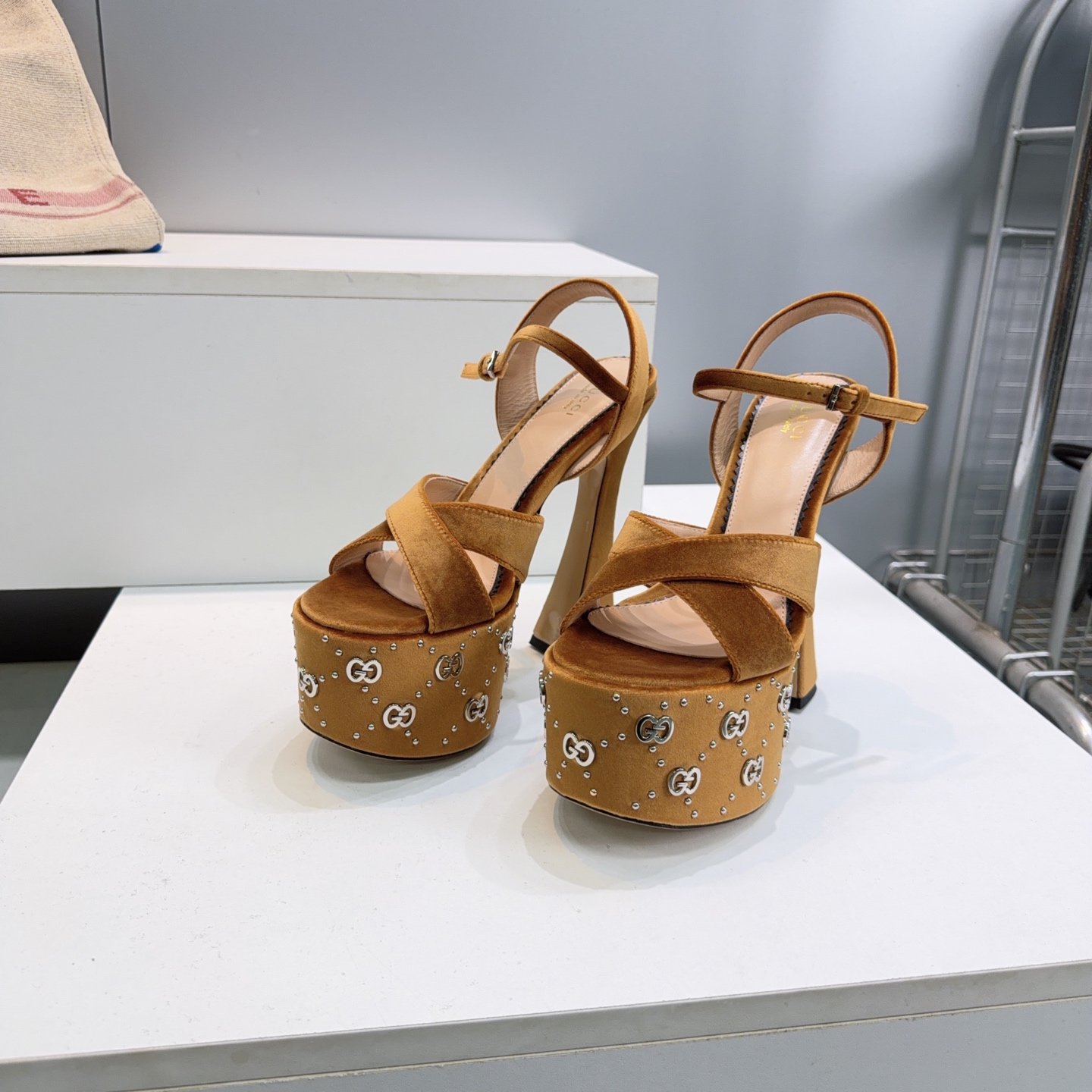 Gucci Shoes OG - 图片 5