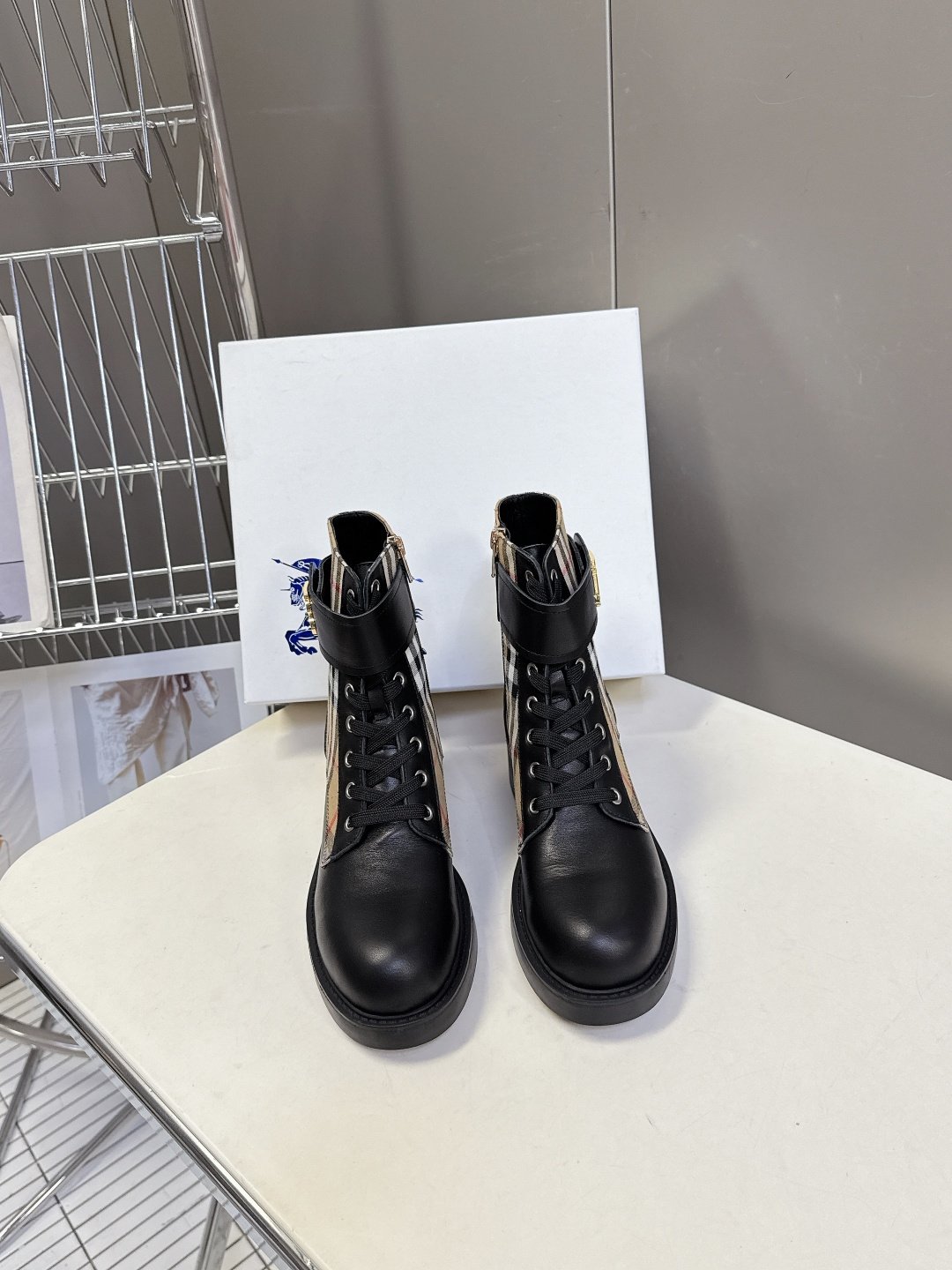 Burberry Shoes OG - 图片 2