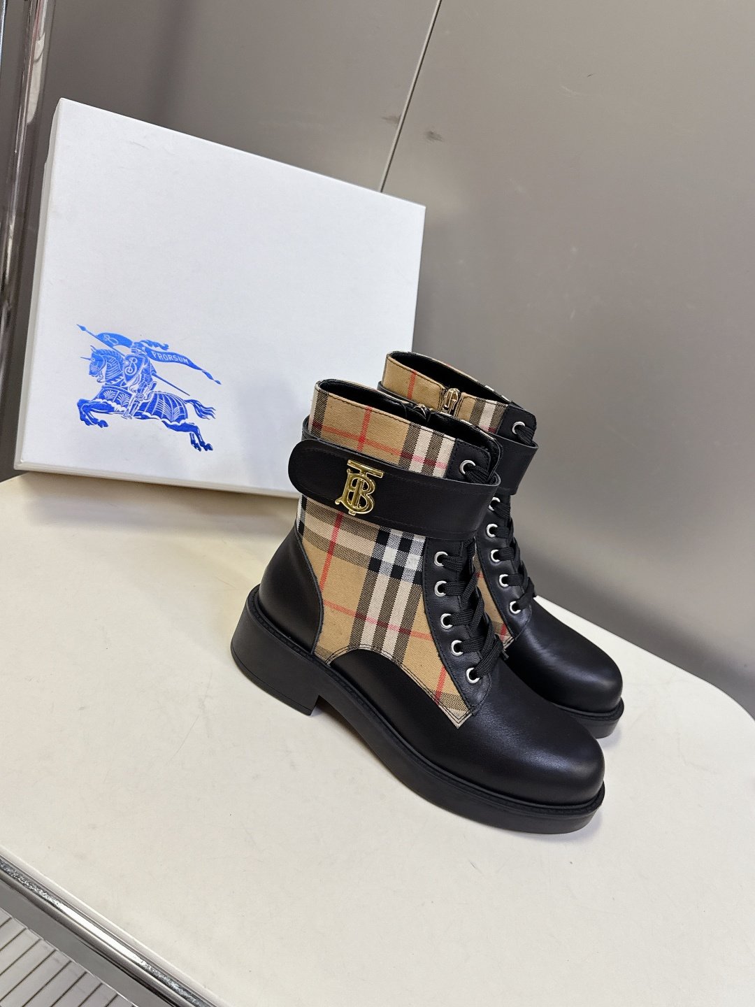 Burberry Shoes OG - 图片 4