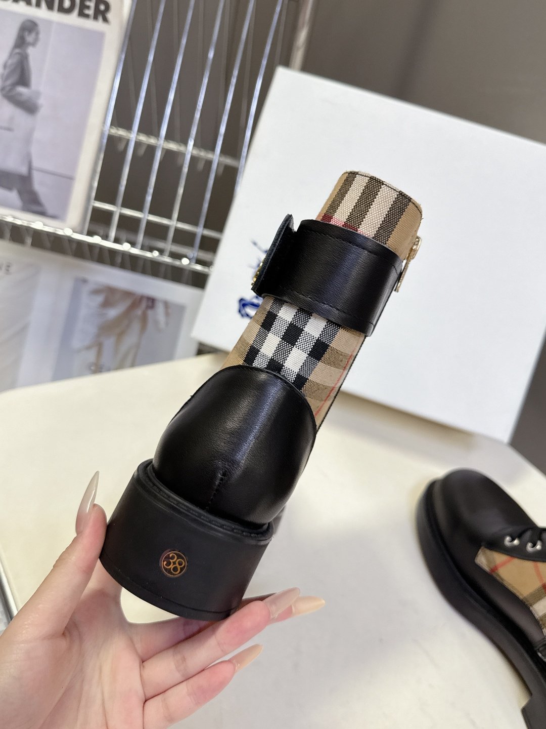Burberry Shoes OG - 图片 9