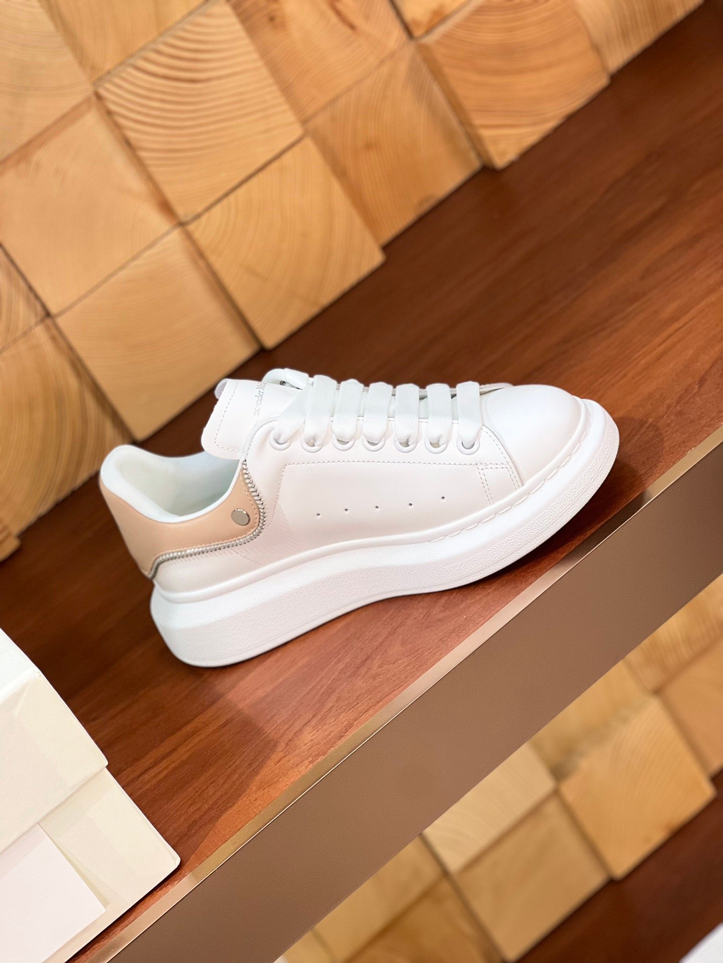 McQueen Shoes OG - 图片 8