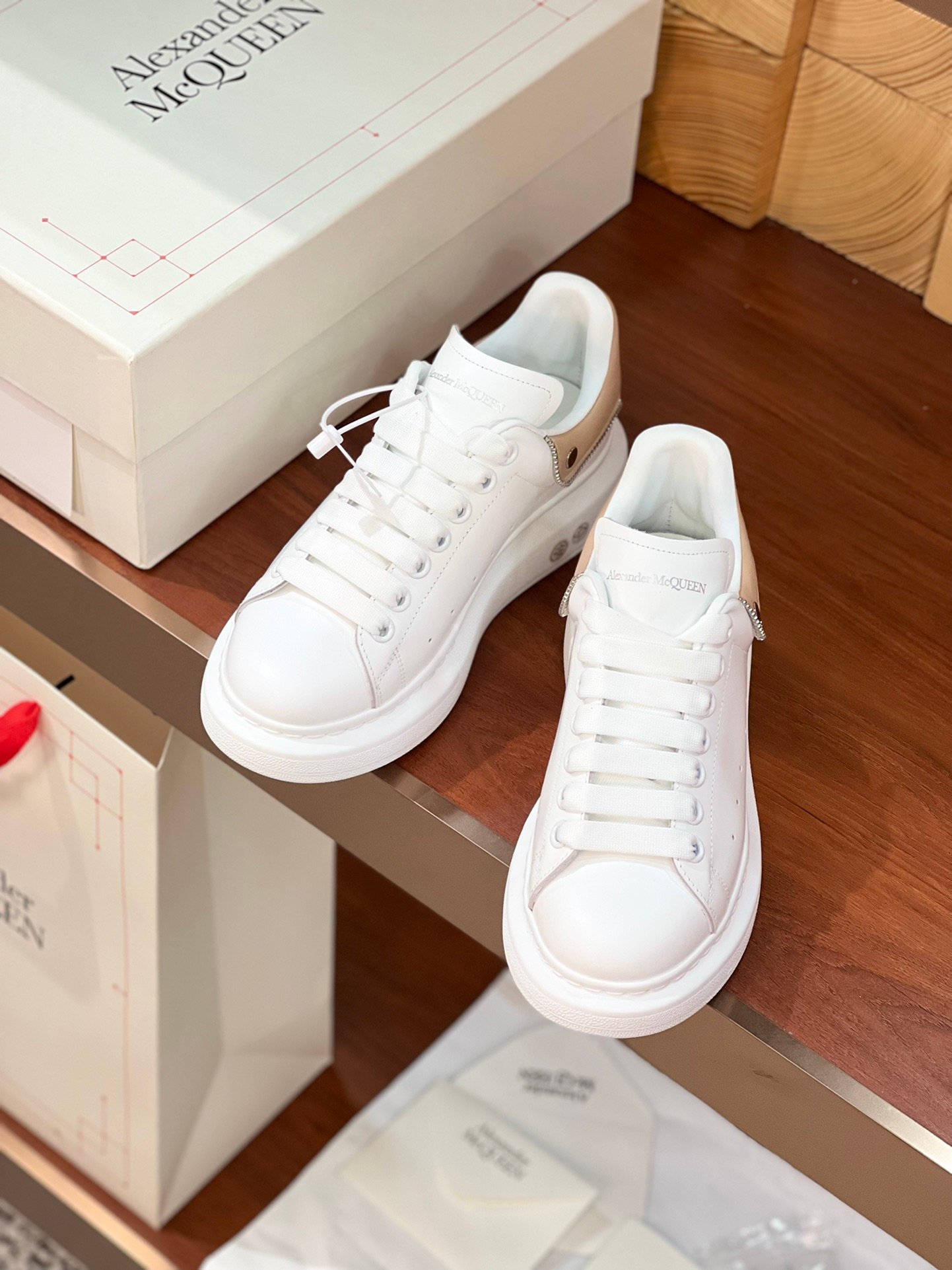 McQueen Shoes OG - 图片 6